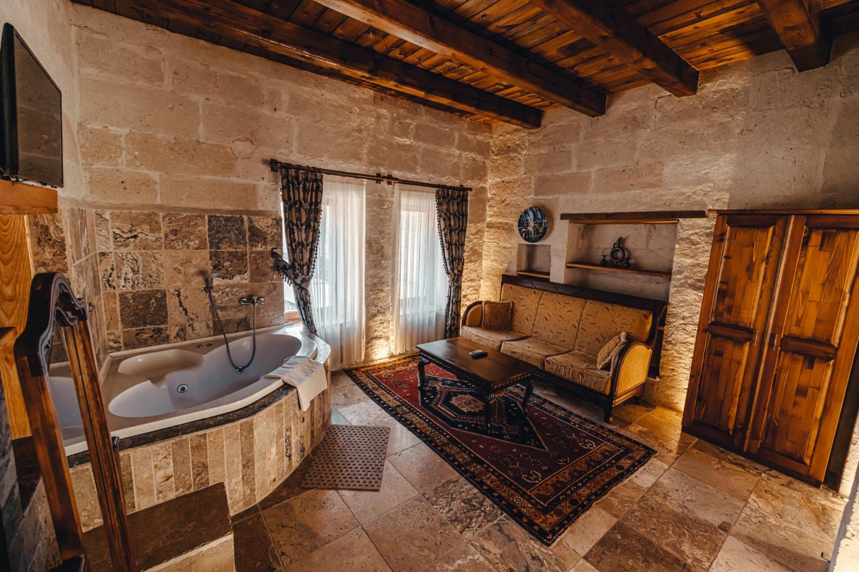 King Room with Spa Bath photo 1