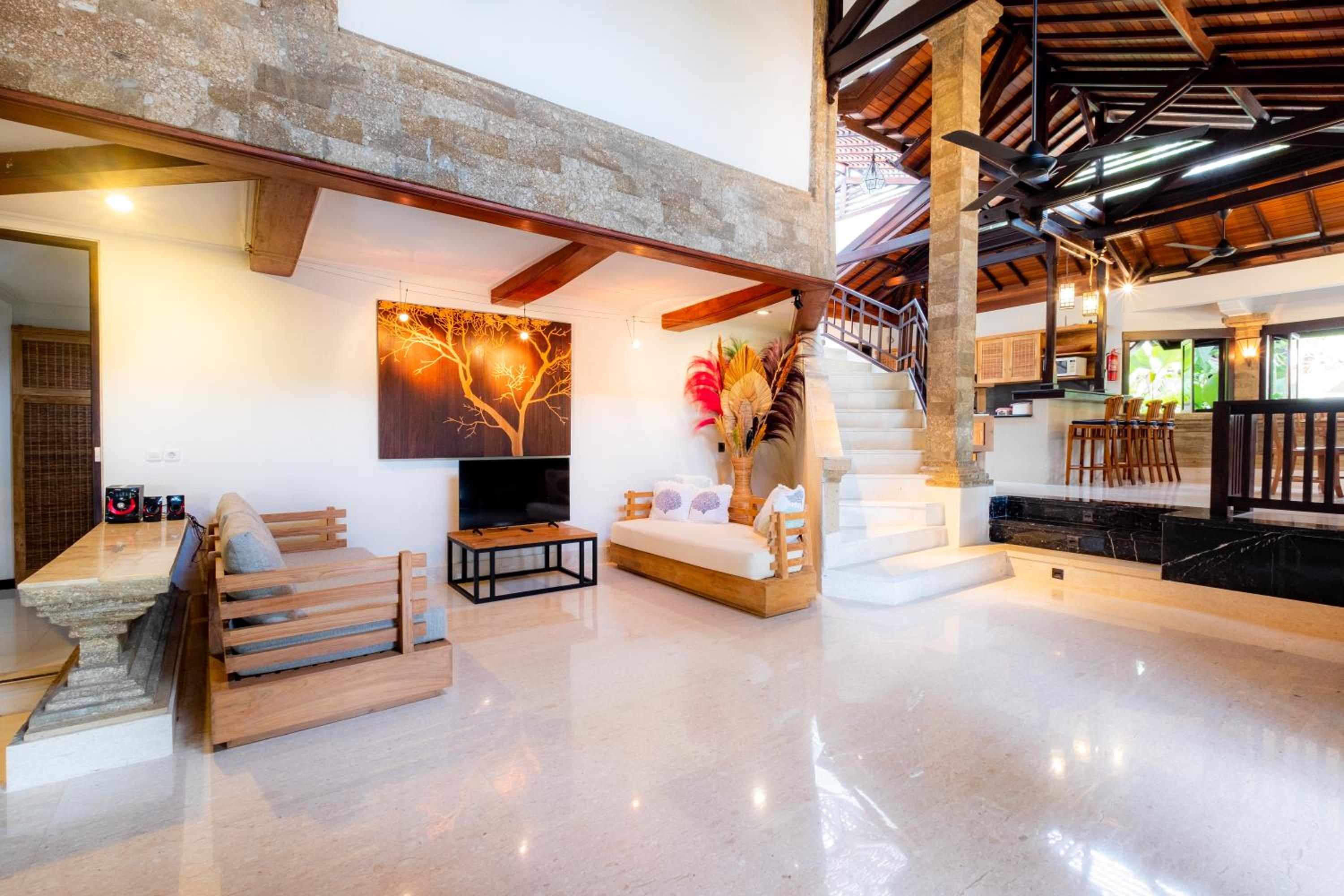 Villa with Private Pool - Photo 1