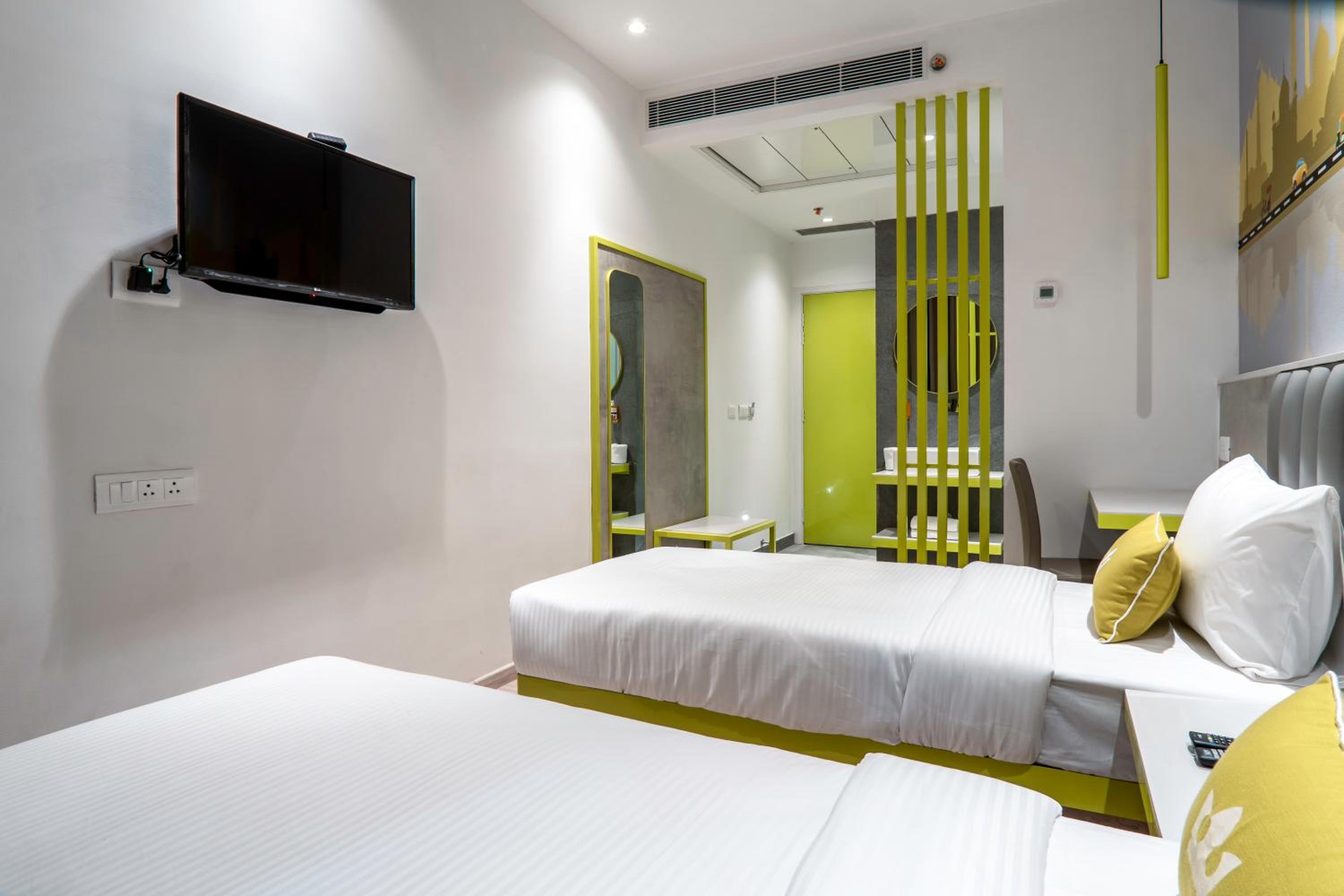 Deluxe Room - Photo 4