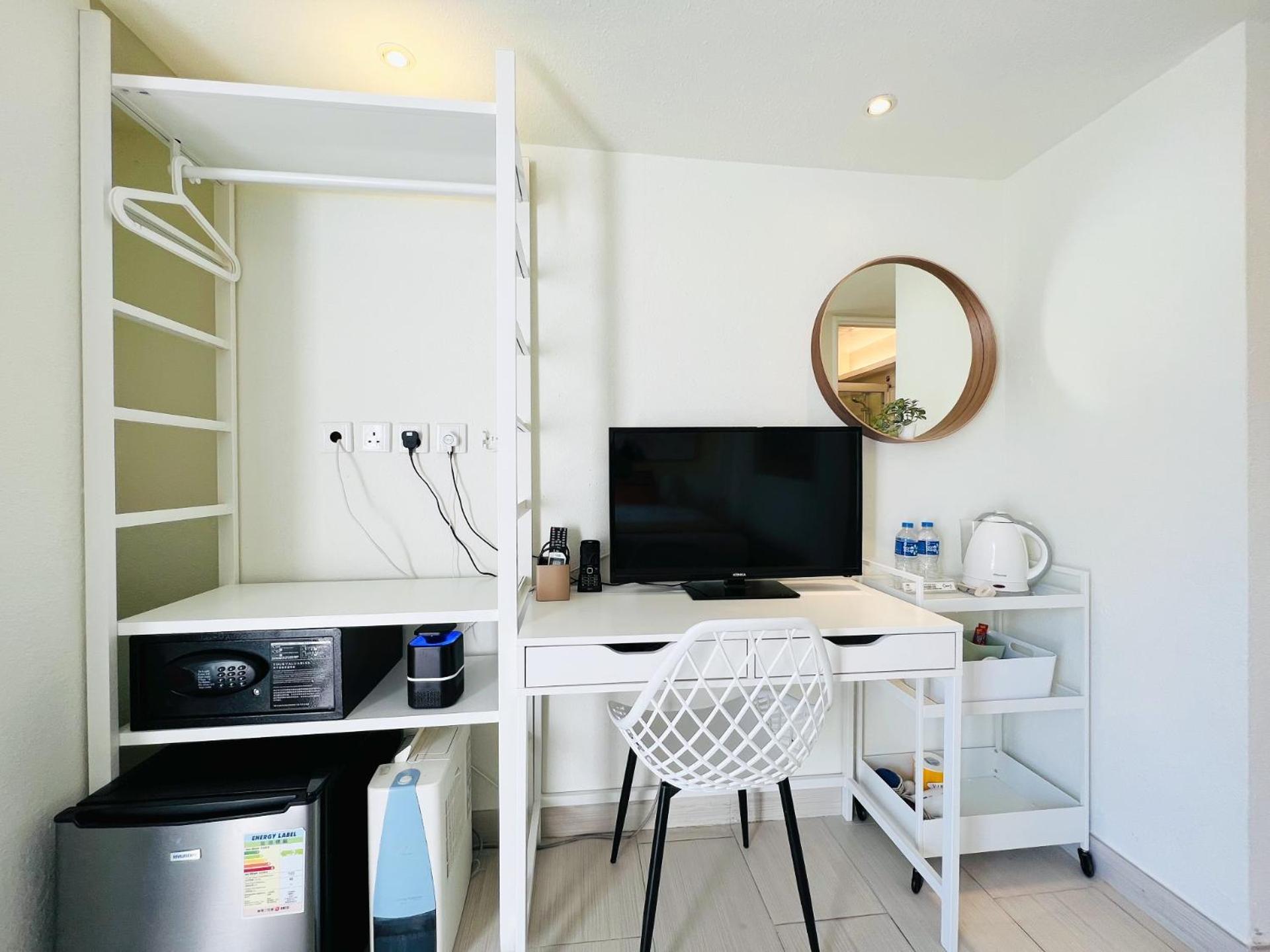 Double Room with Seaview and Balcony (Pet Welcome)