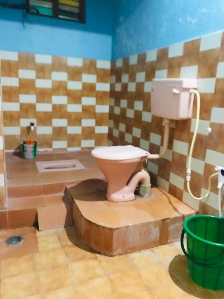 Deluxe Double Room (2 Adults + 1 Child) - Photo 12