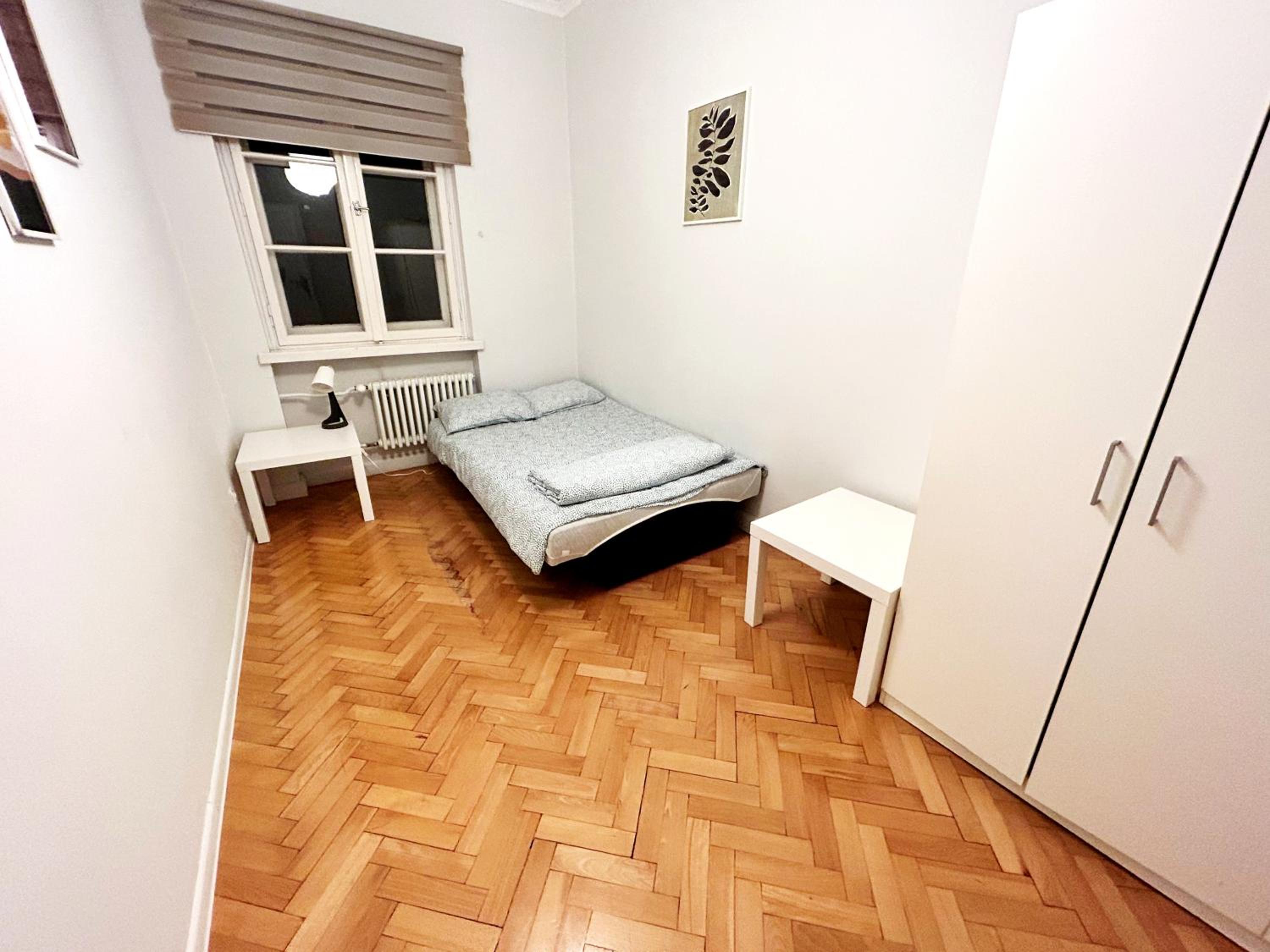 Three-Bedroom Apartment - Photo 12