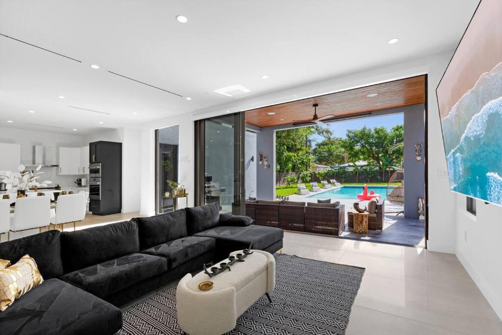 Villa photo 1