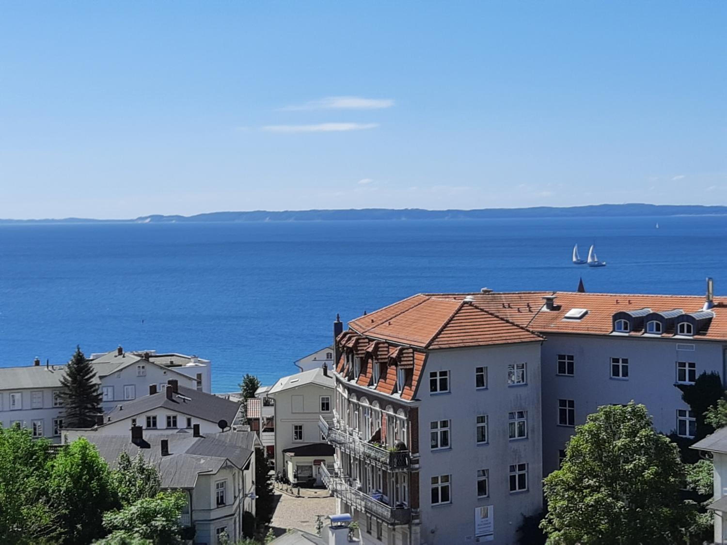 Two-Bedroom Deluxe Apartment with Ocean View photo 3