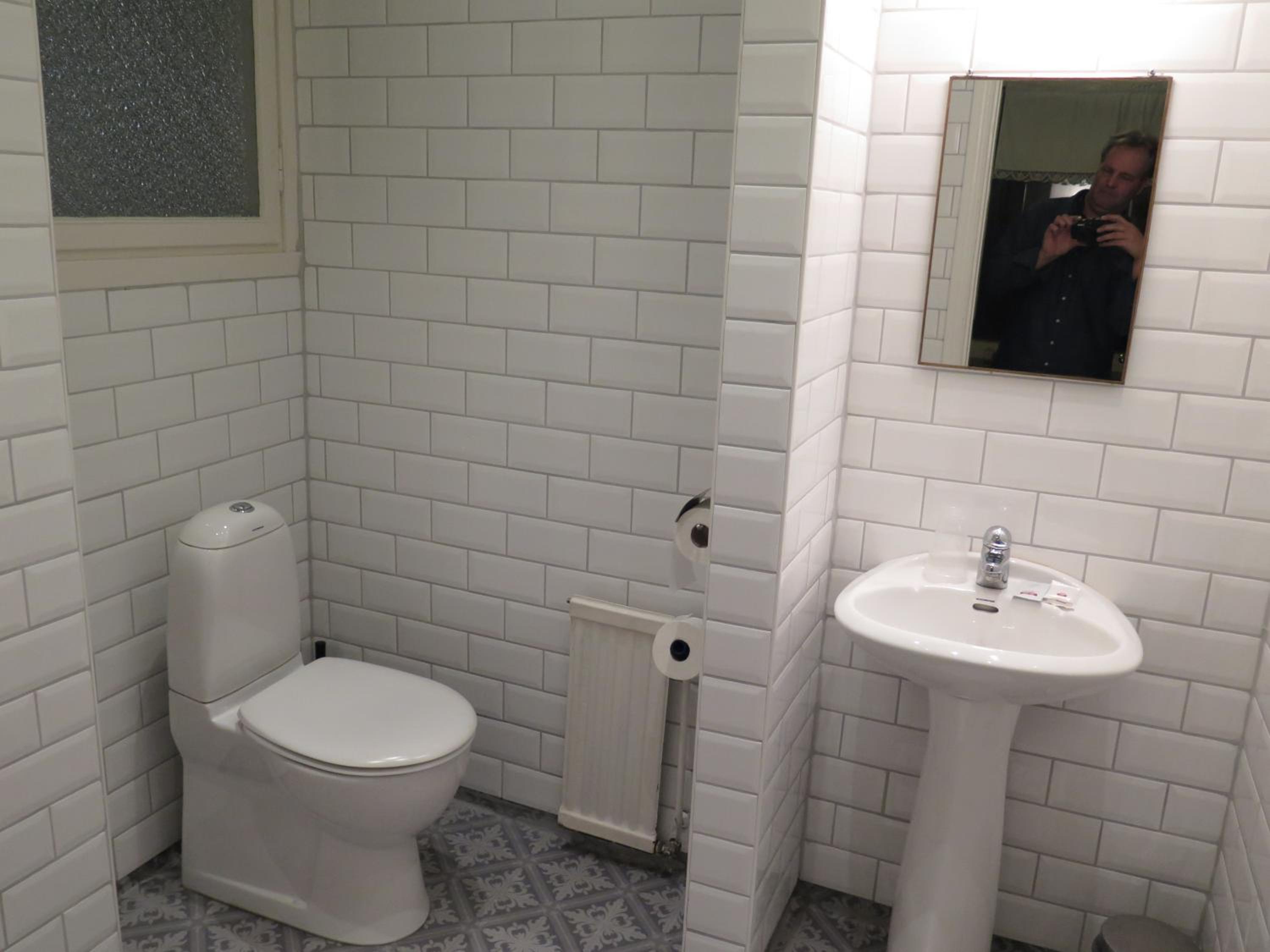 Standard Double Room - Photo 3