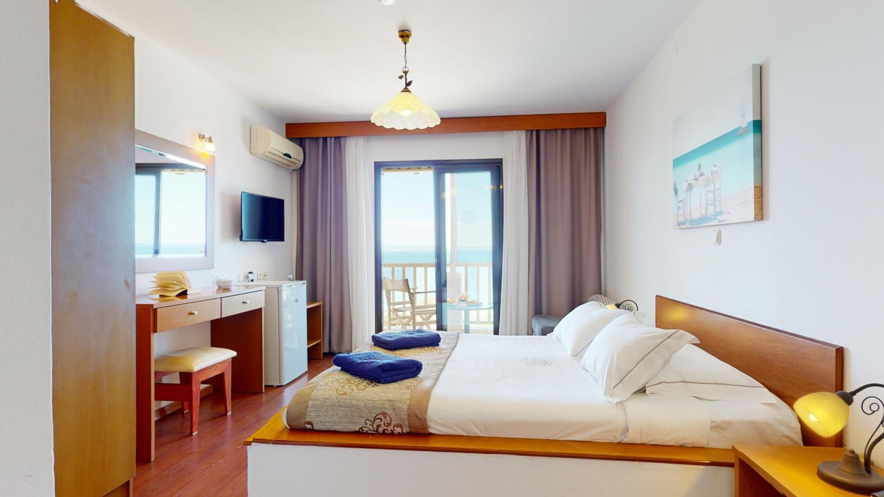 Superior Room - Photo 26