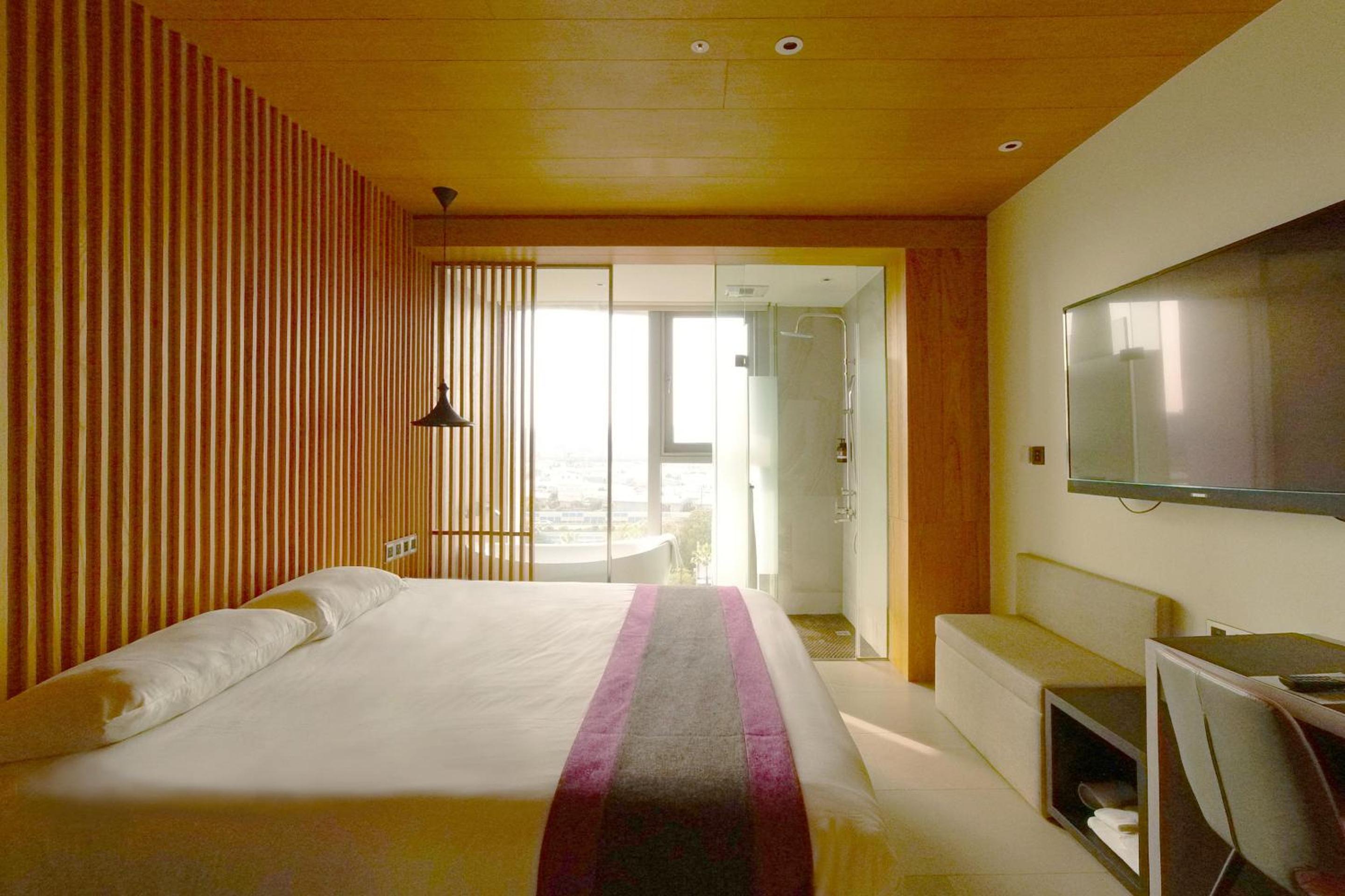 Deluxe Double Room C - Photo 3