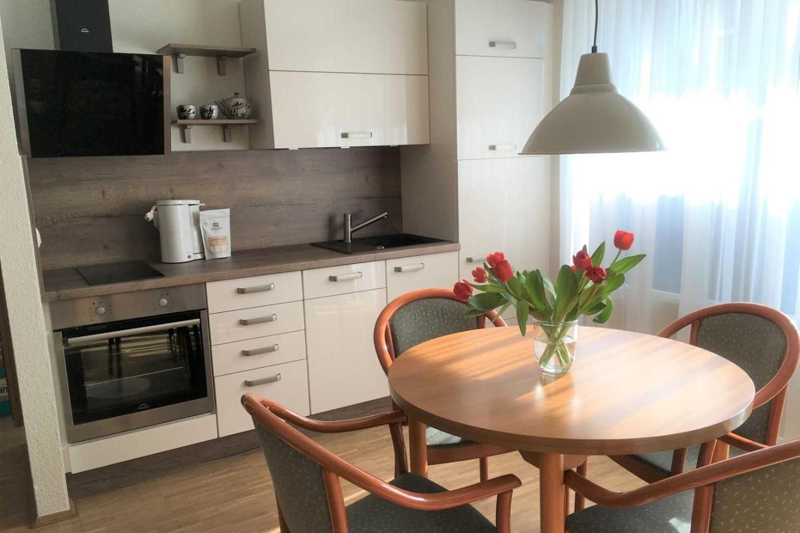 One-Bedroom Apartment with Terrace photo 2