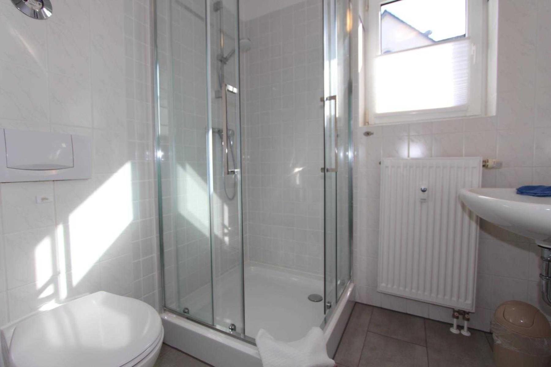 One-Bedroom Apartment with Balcony photo 3