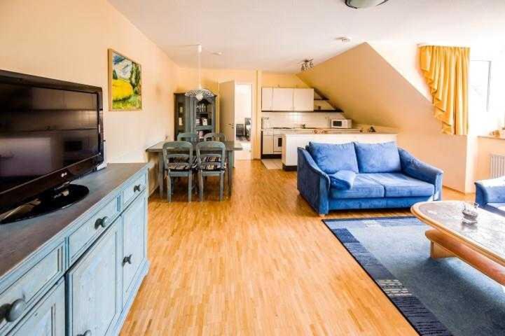 One-Bedroom Apartment with Terrace photo 1