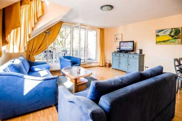 One-Bedroom Apartment with Terrace photo 3