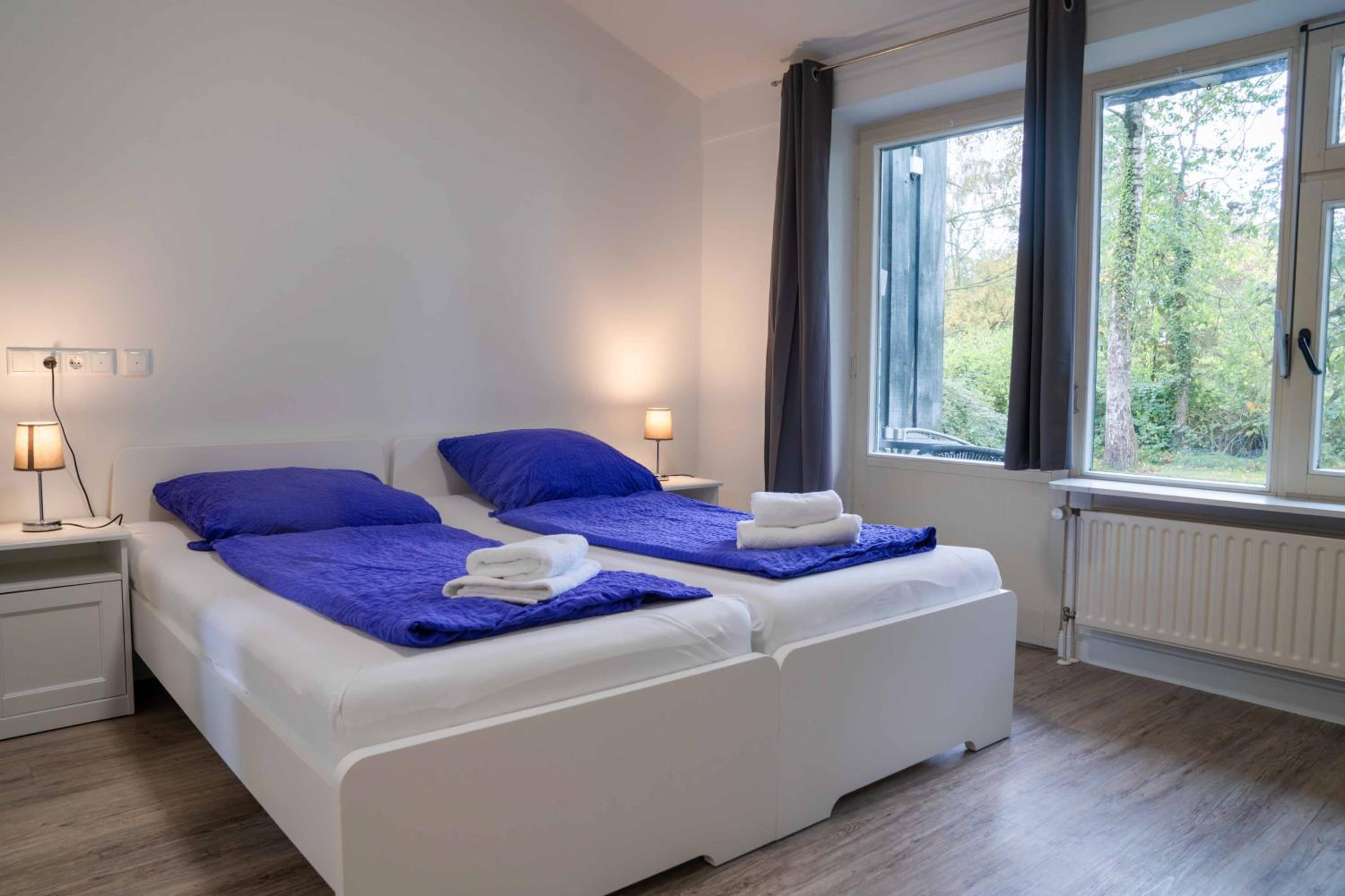 One-Bedroom Apartment - Photo 3