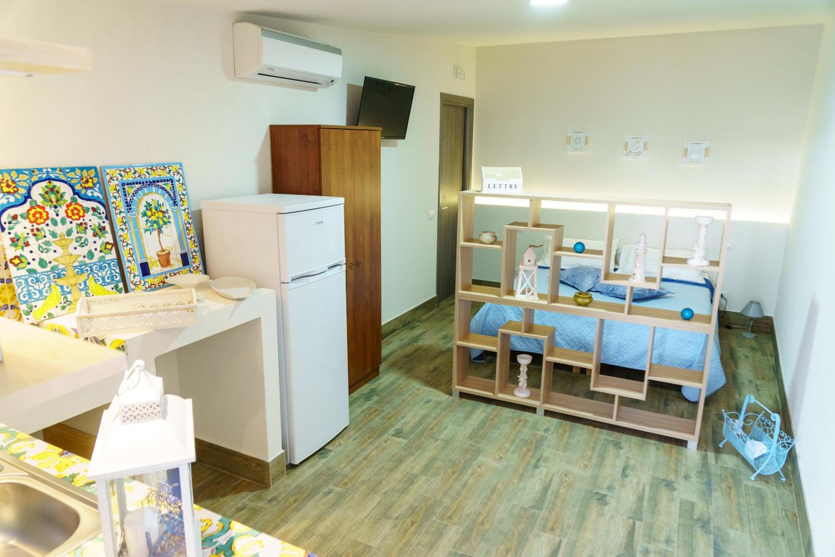 Studio Apartment photo 3