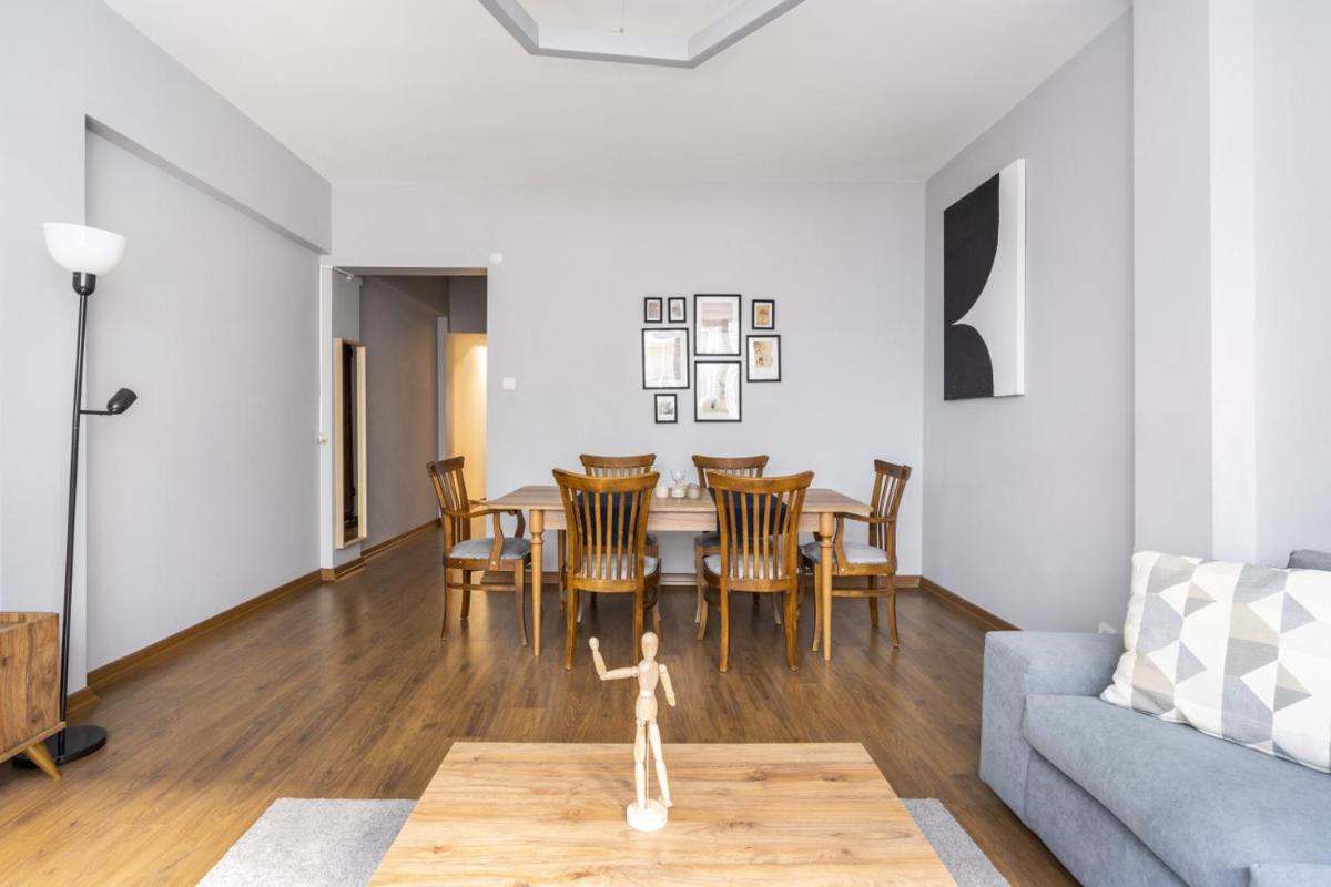 Two-Bedroom Apartment photo 2