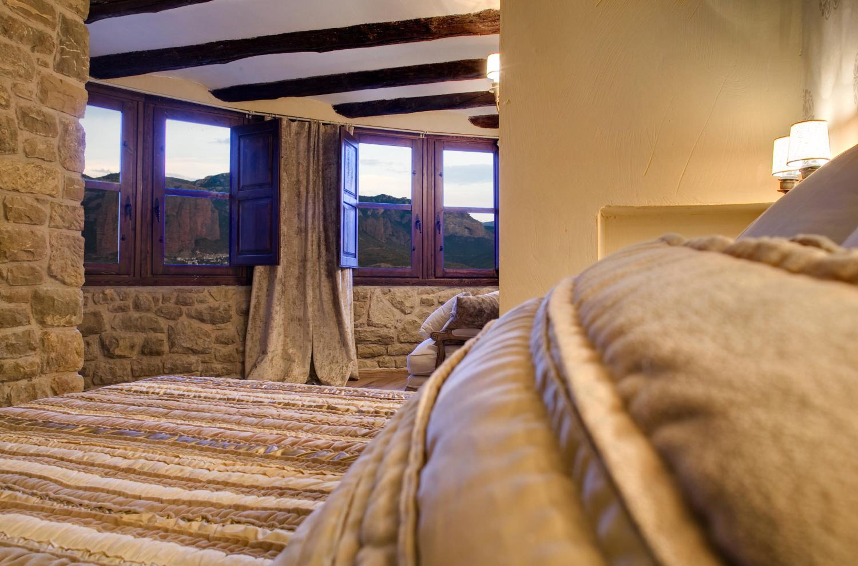 Suite - Photo 4