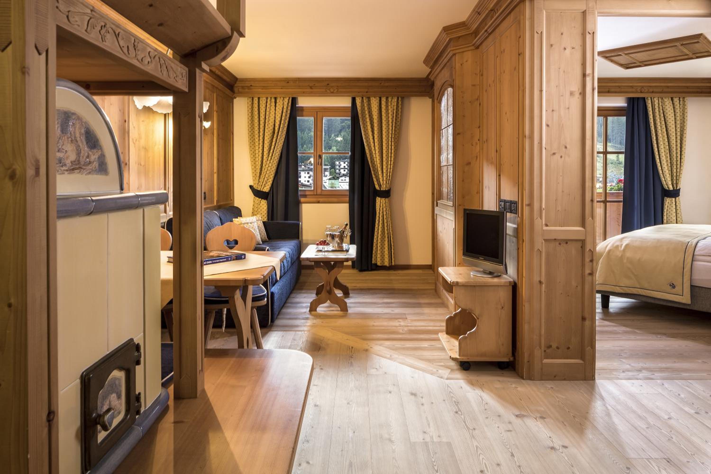 Comfort Suite photo 3