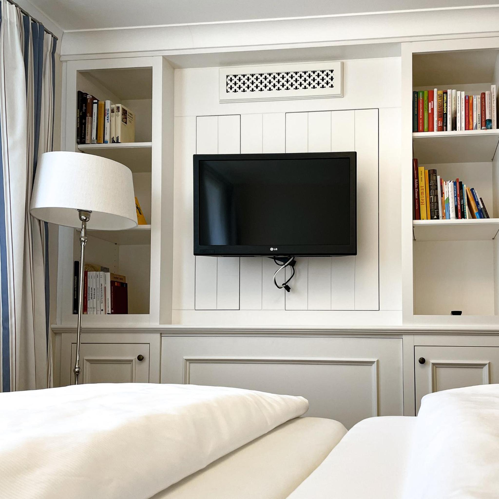 Komfort Doppelzimmer im Würzburger Bau**** photo 1