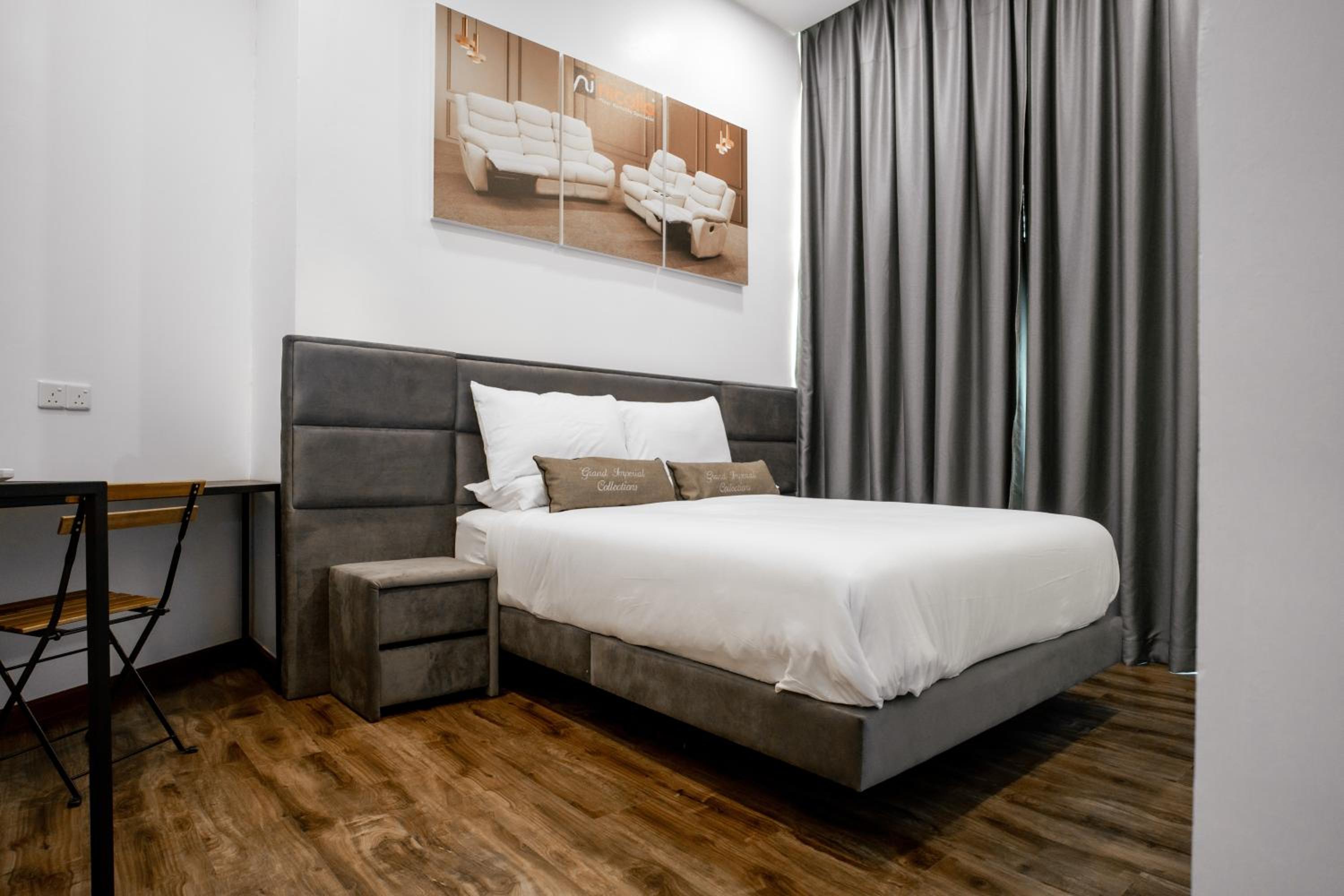 Double Room with Private Bathroom photo 3