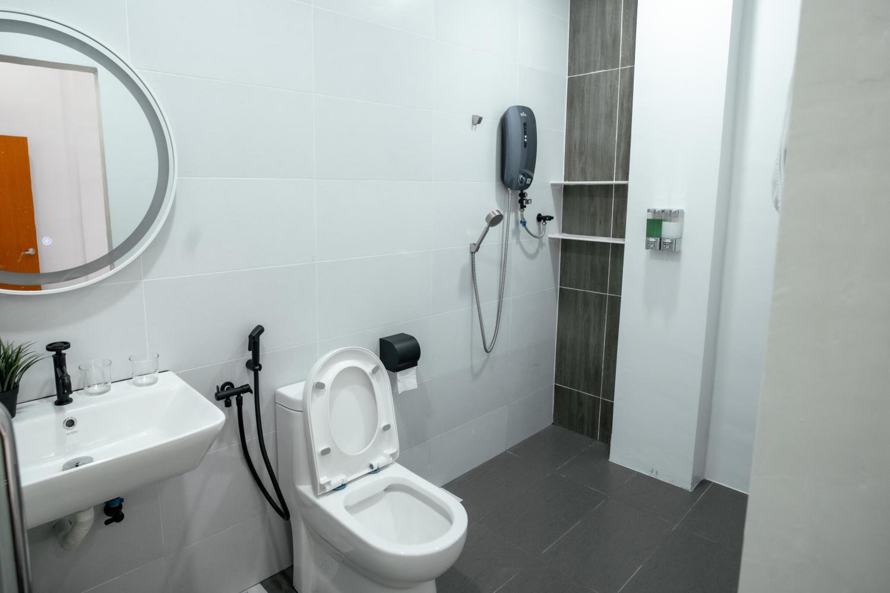 Double Room with Private Bathroom photo 1