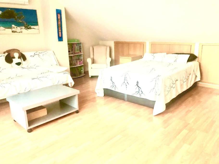 Casa de cuatro habitaciones