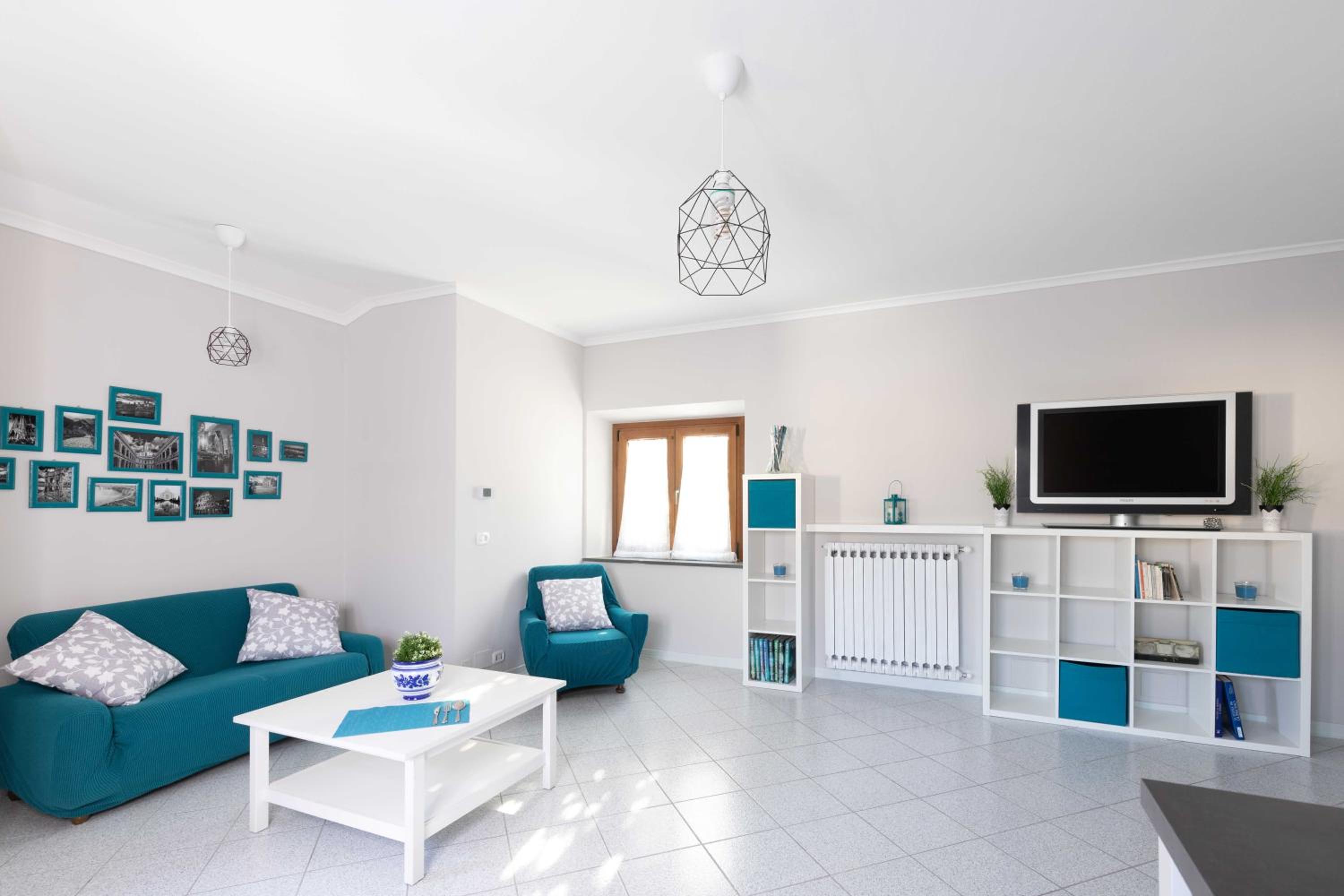 Two-Bedroom House - Photo 1