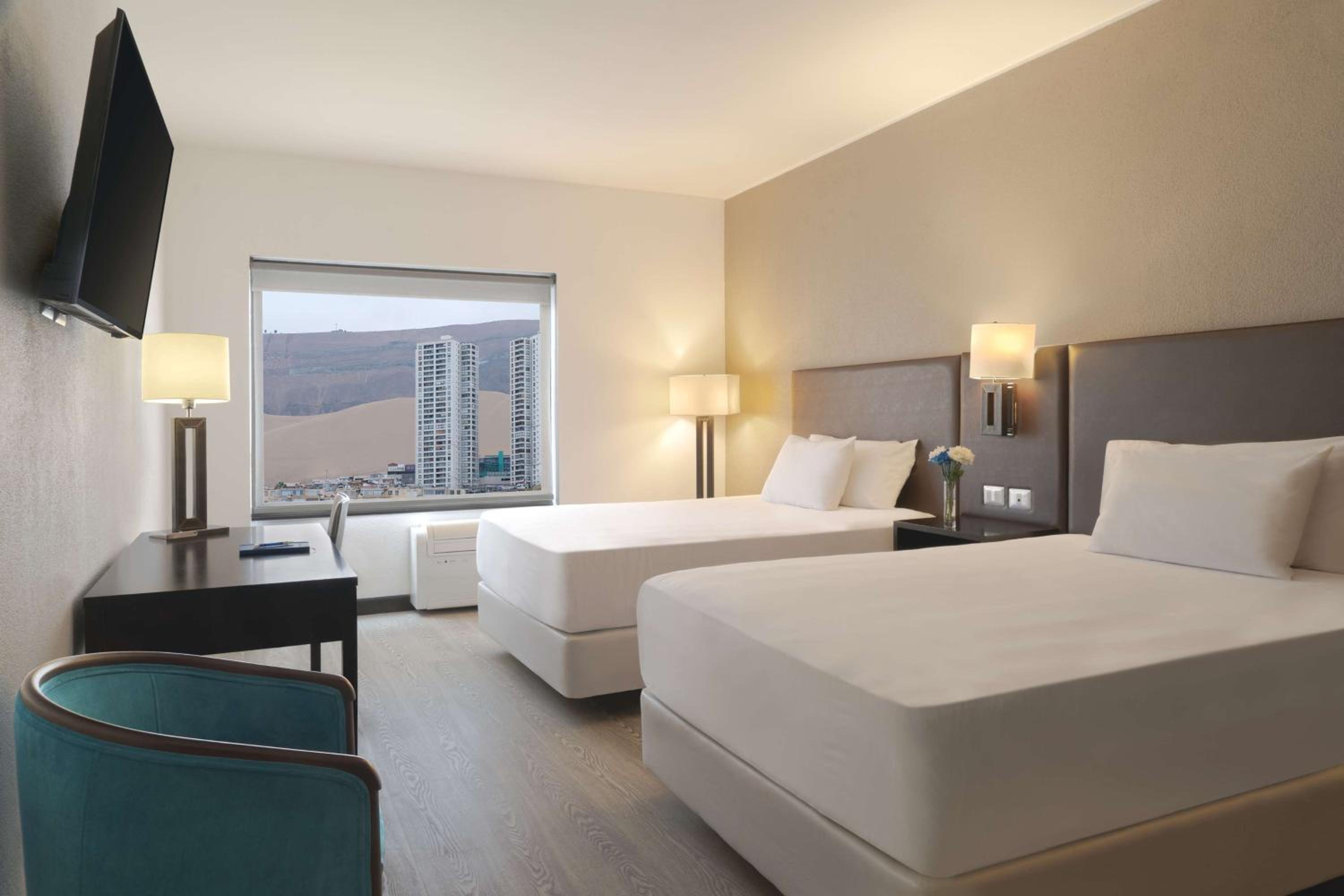 Standard Double or Twin Room with View - Photo 9