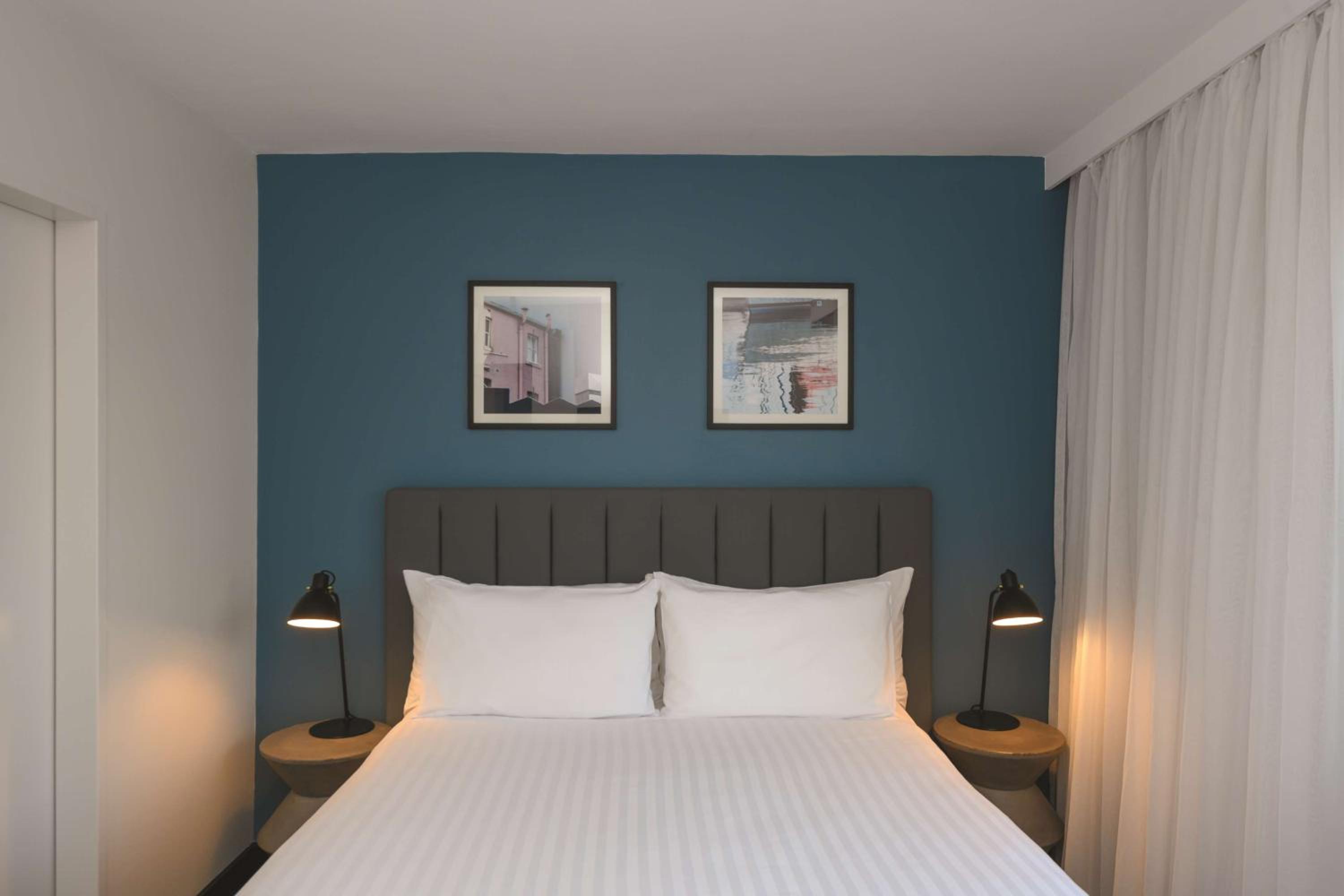 Queen Room - Compact - Photo 3