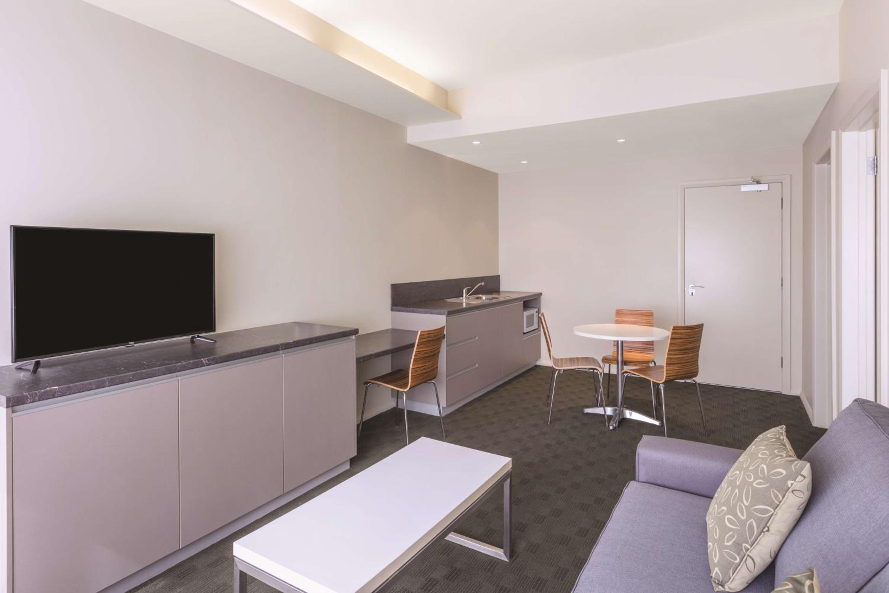 Executive Suite photo 3