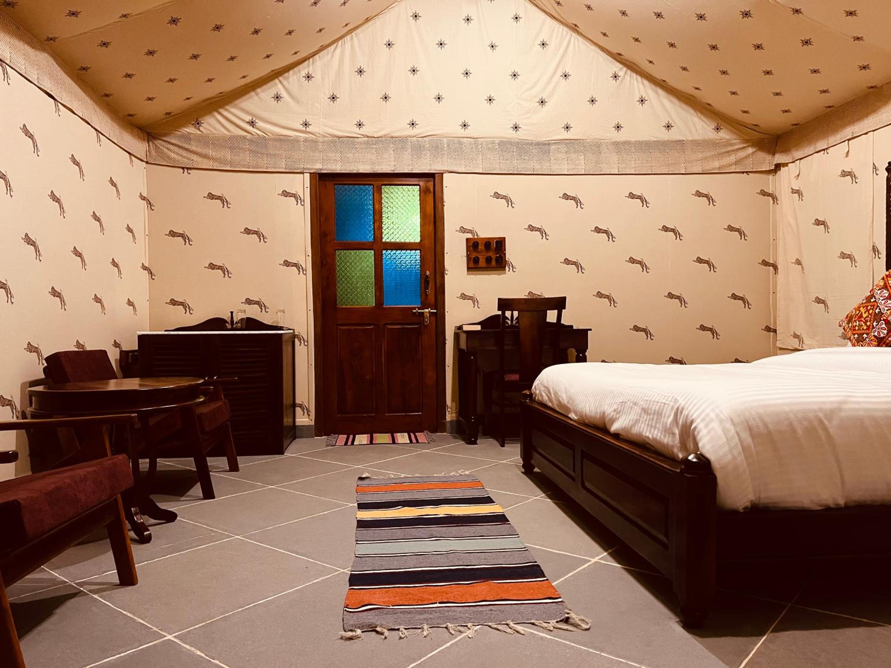 Tent - Photo 8