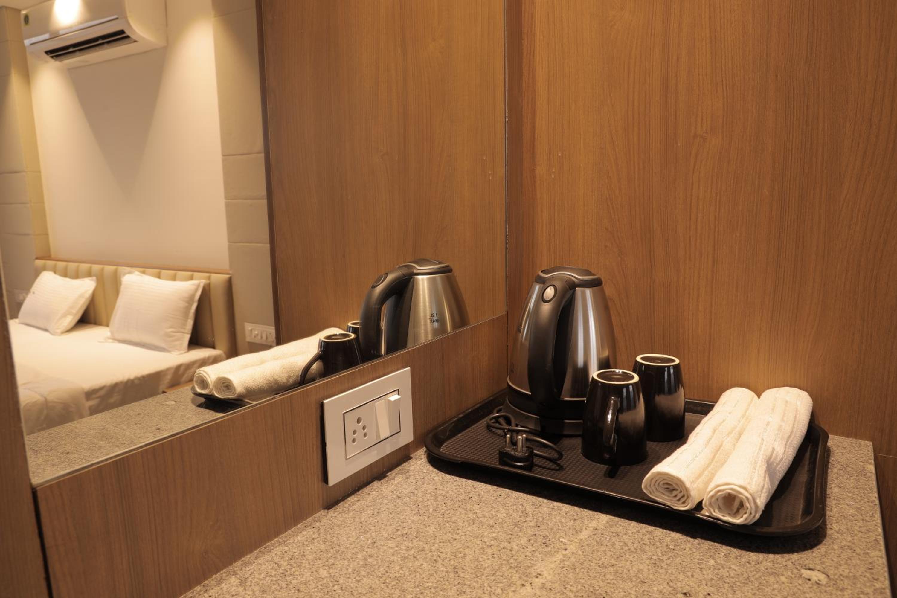 Suite - Photo 2