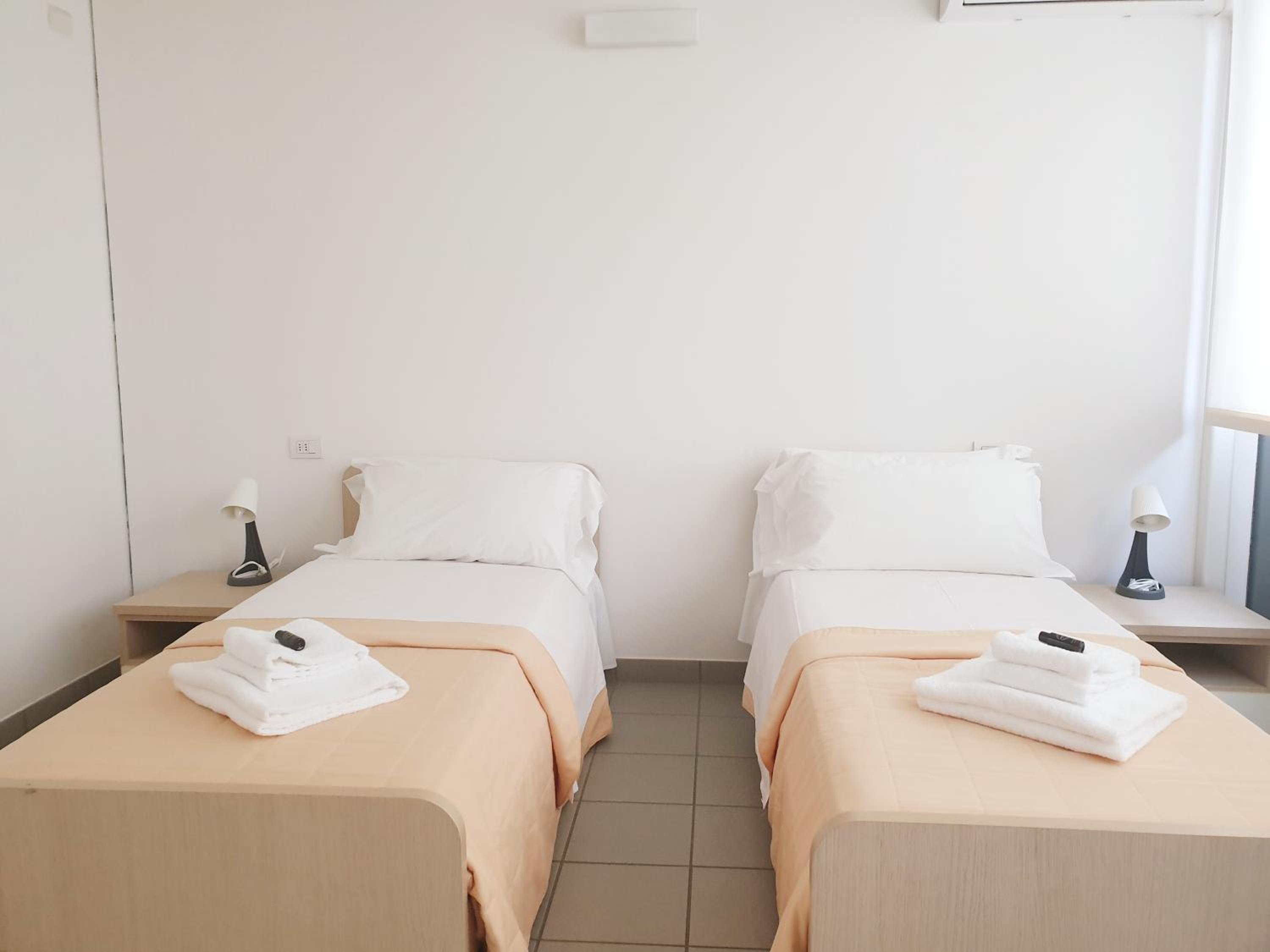 One-Bedroom Apartment - Photo 17