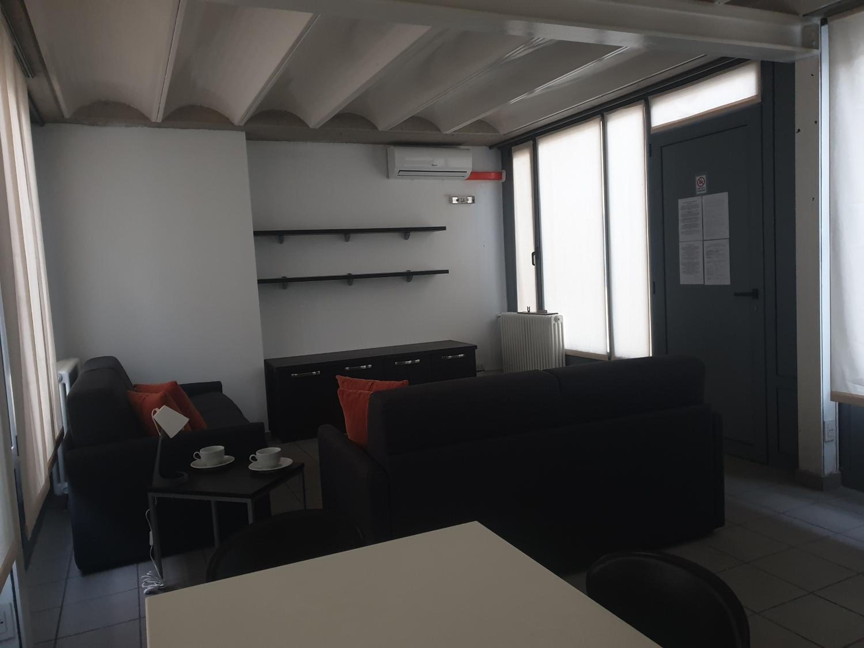 One-Bedroom Apartment - Photo 39