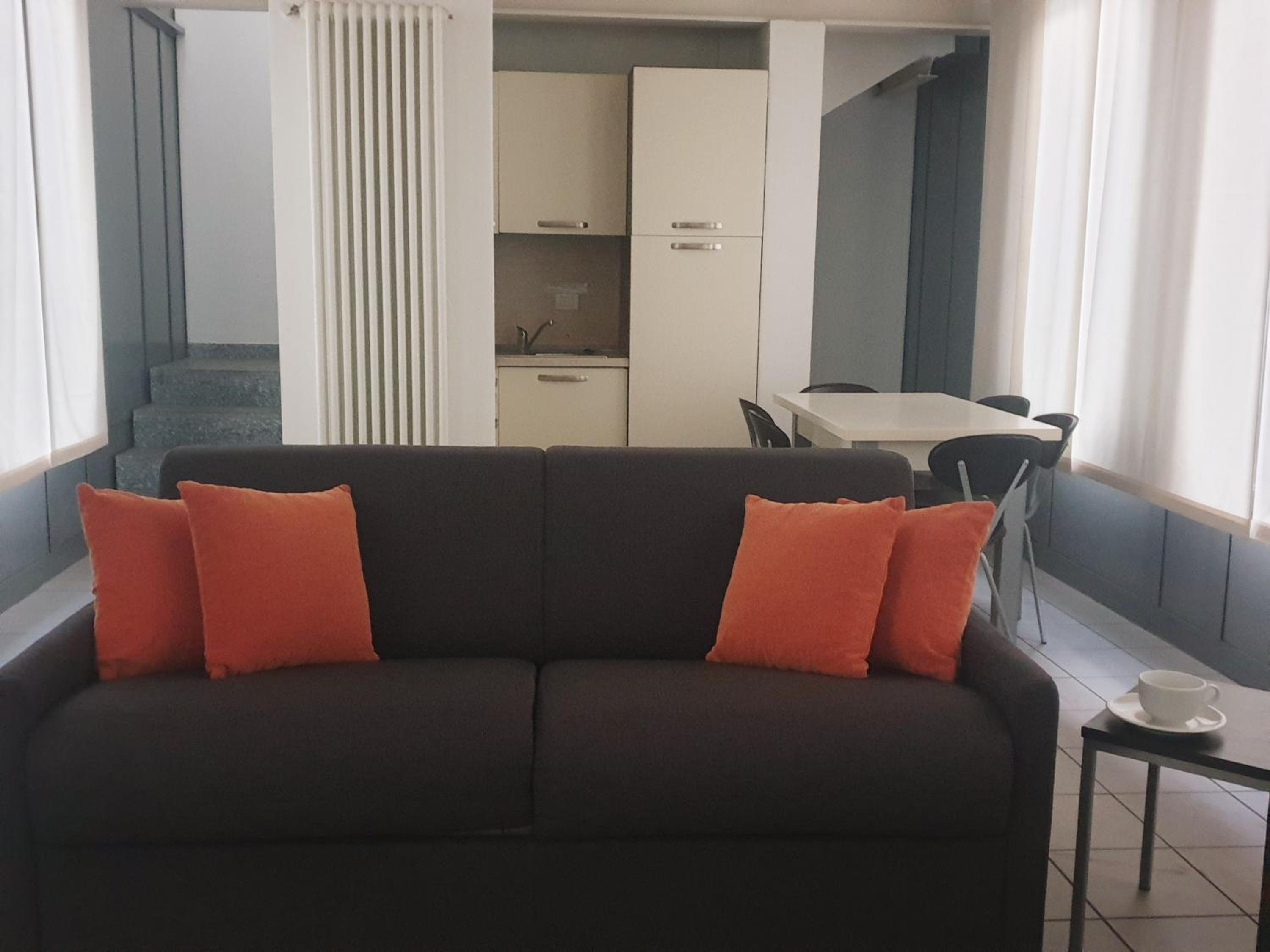 One-Bedroom Apartment - Photo 28
