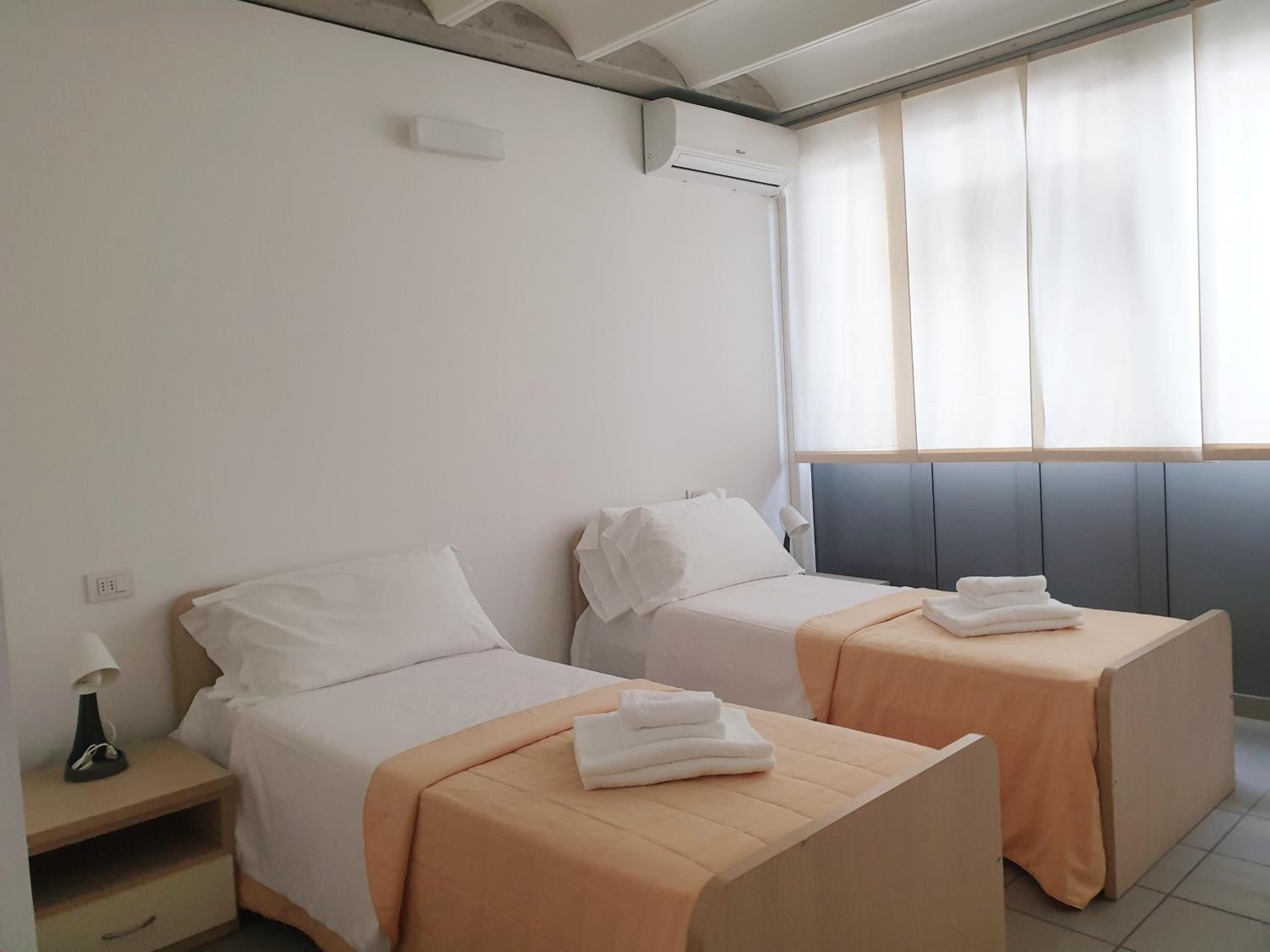 One-Bedroom Apartment - Photo 30