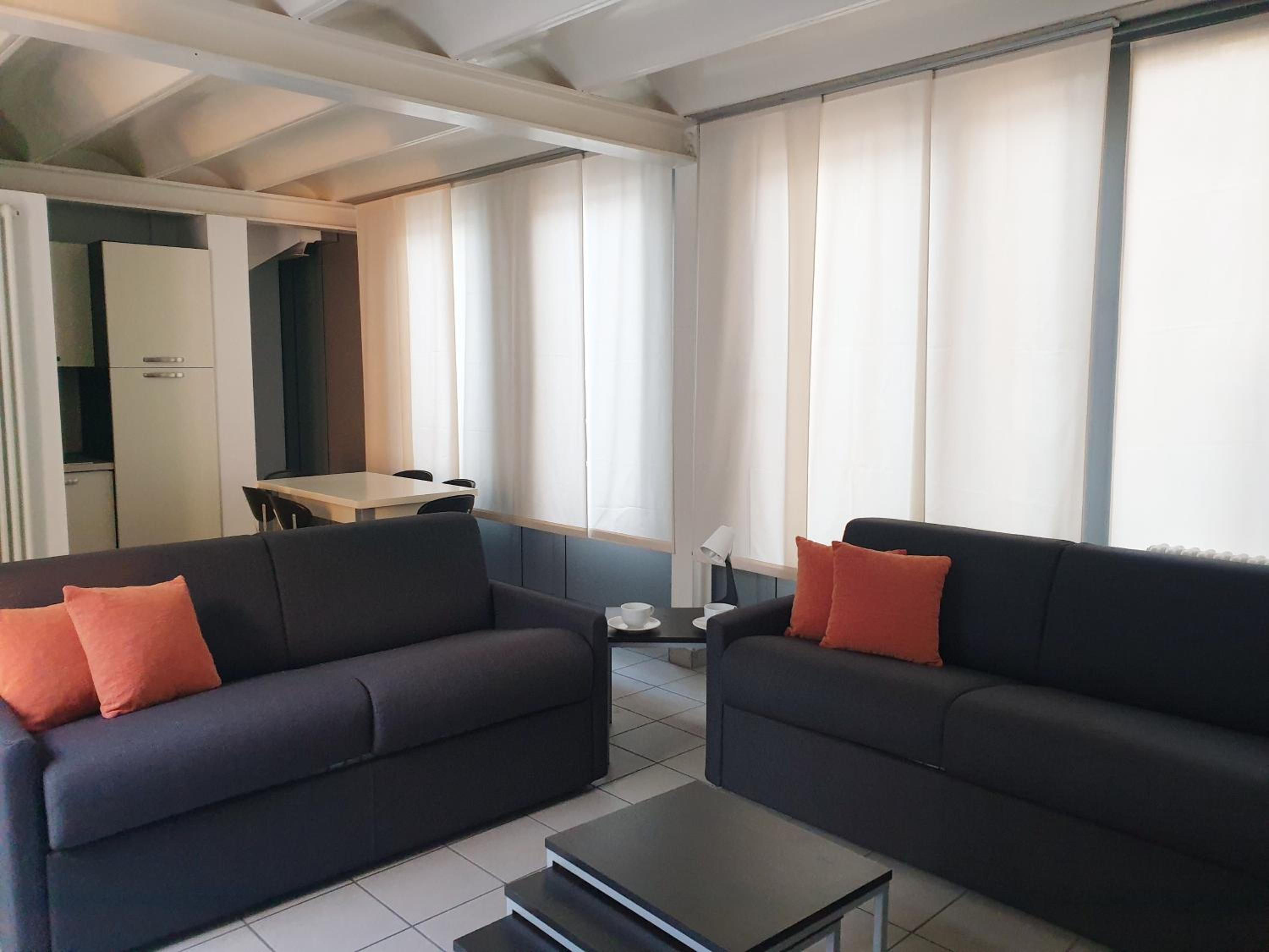 One-Bedroom Apartment - Photo 13