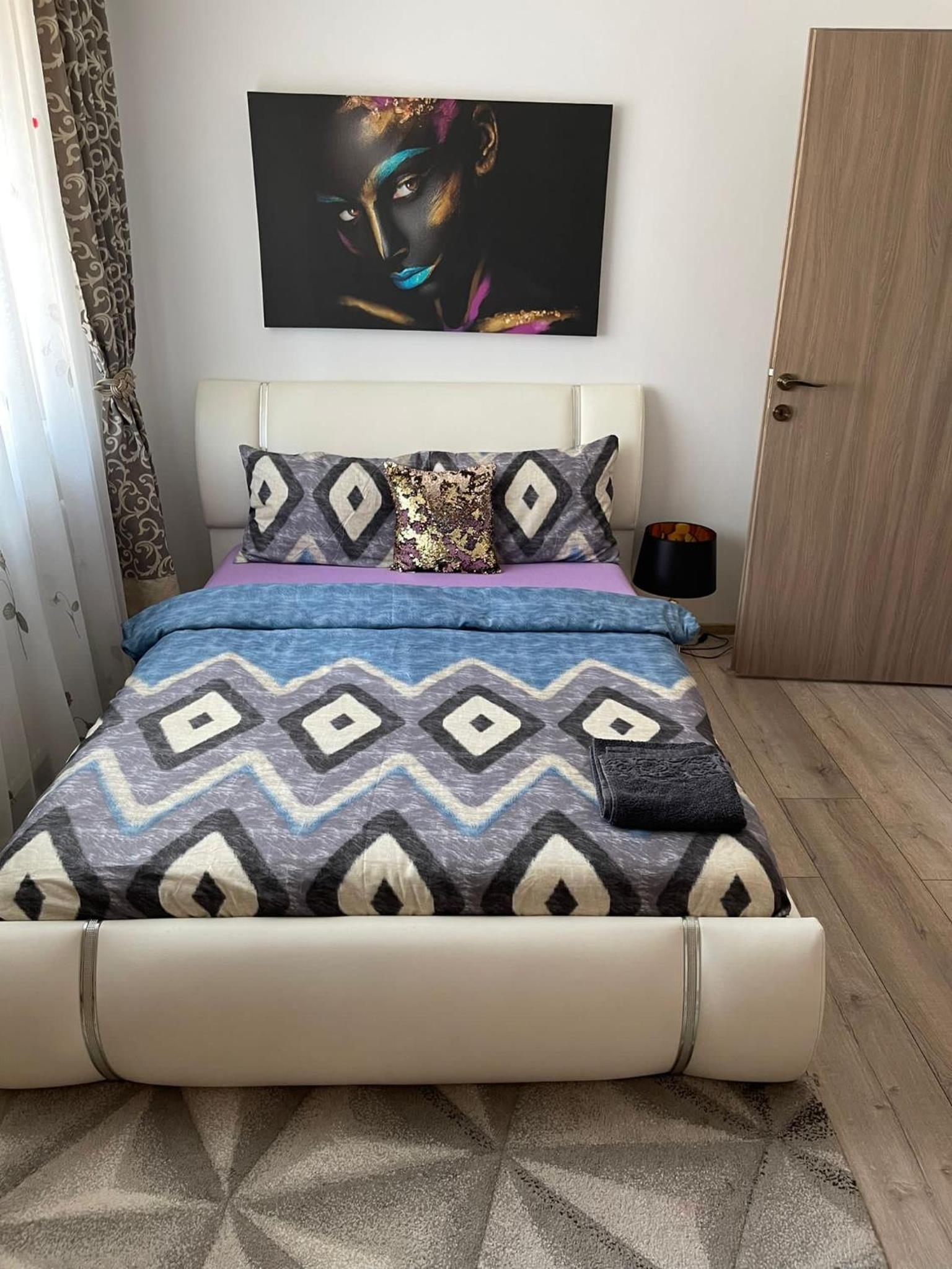 Two-Bedroom Apartment - Photo 12