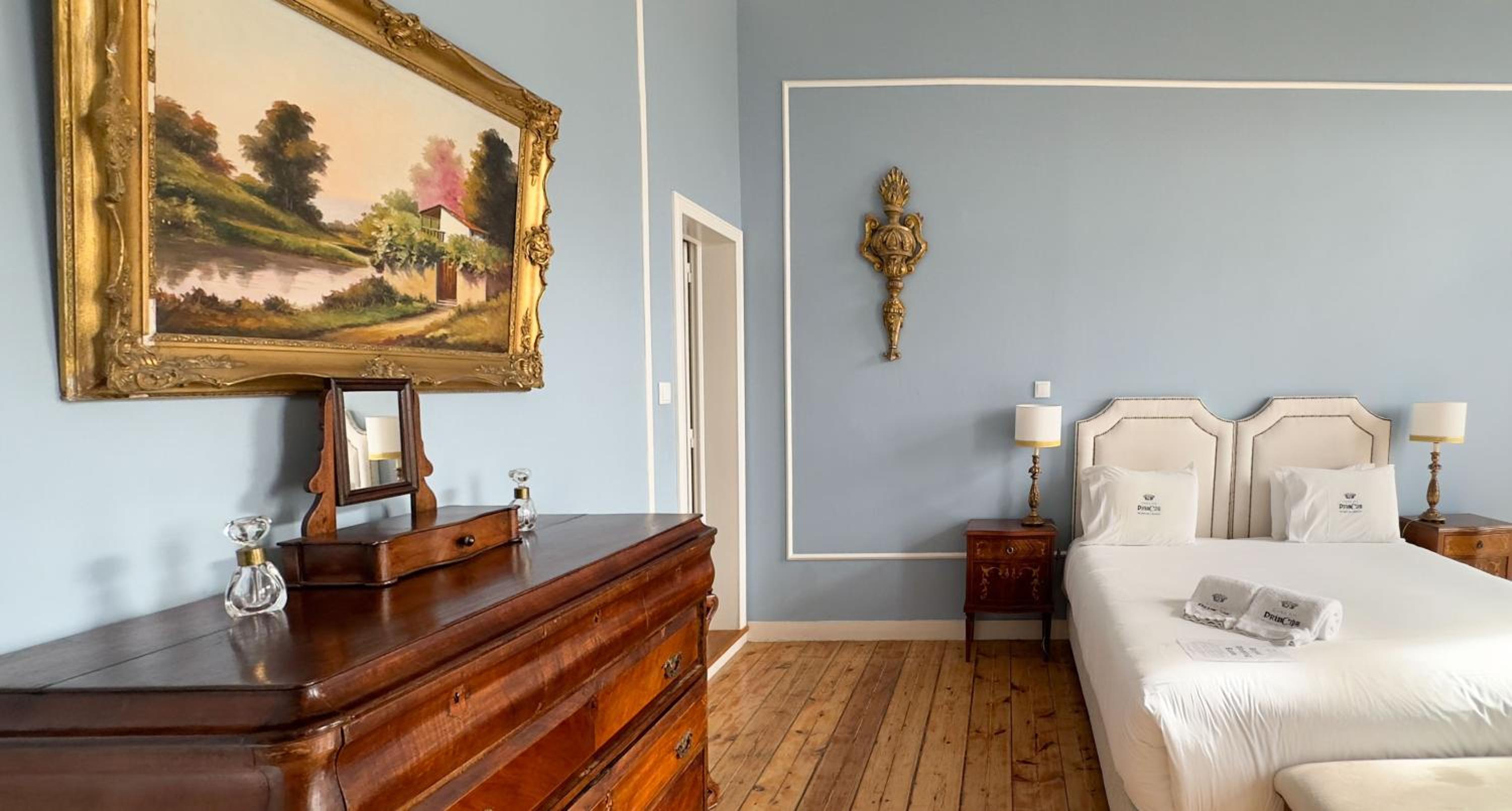 Royal Suite photo 2