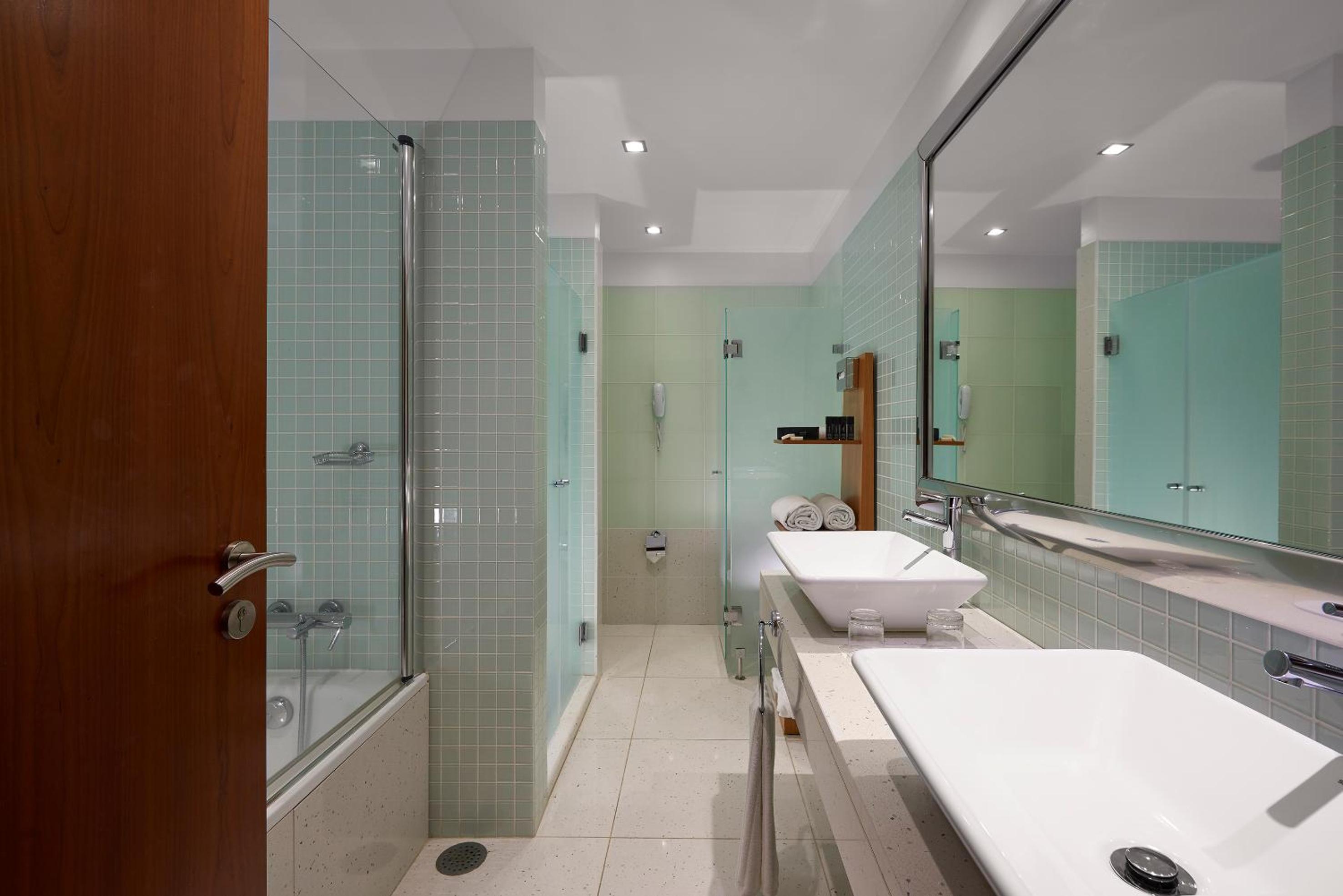 Royal Suite - Photo 3