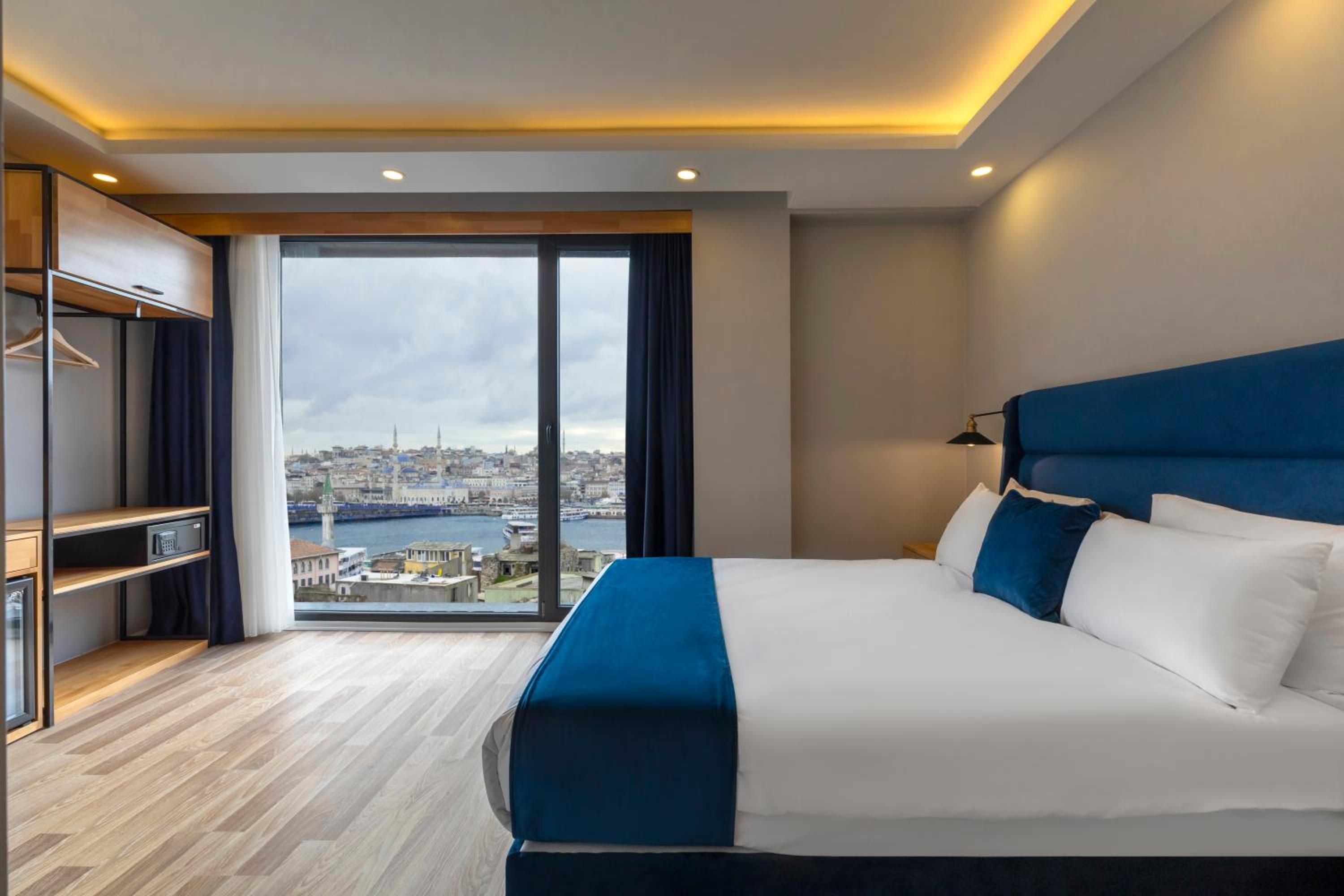 Superior Double Room photo 3