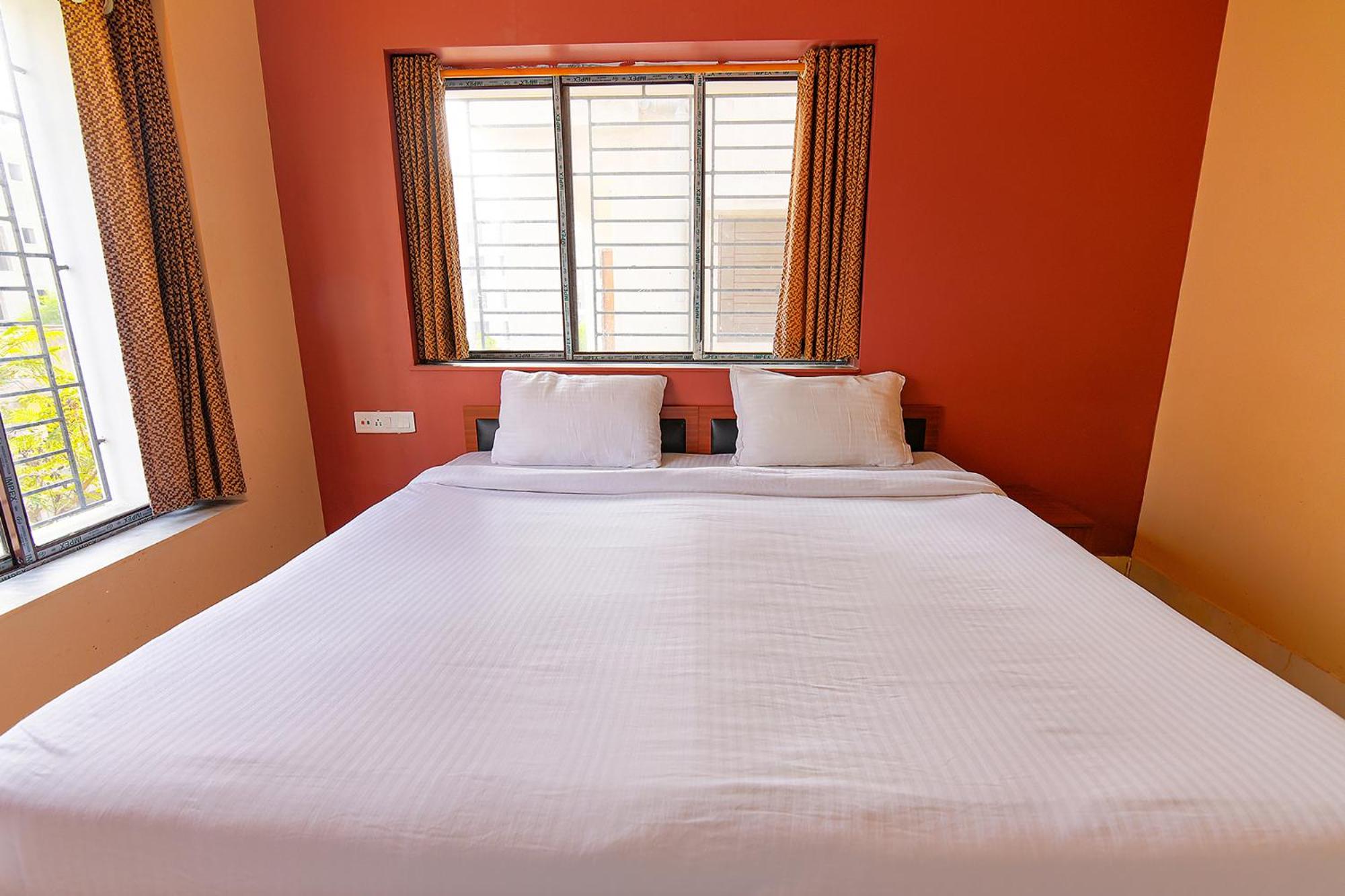 Deluxe Room - Photo 4