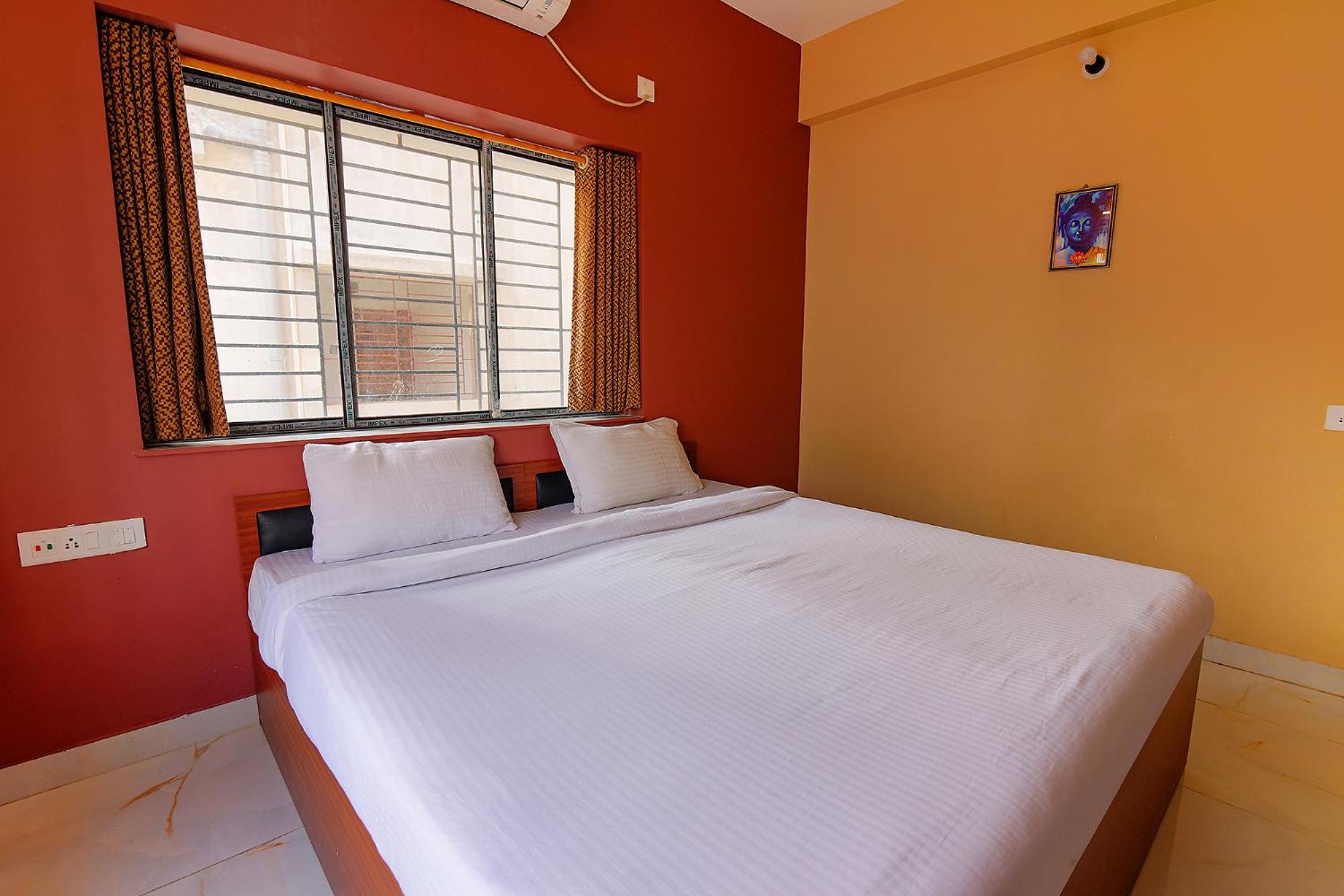 Deluxe Room - Photo 3
