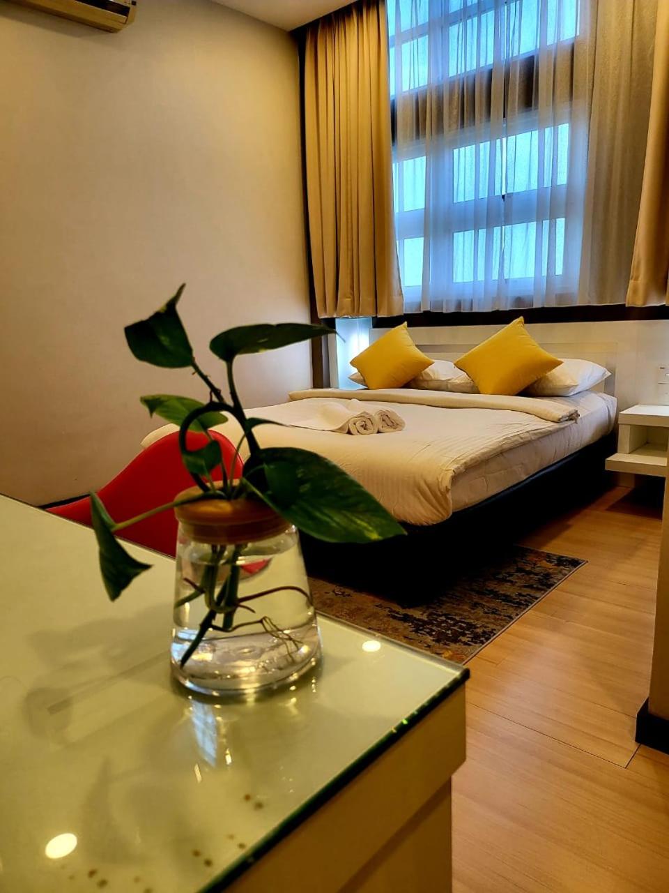 Deluxe Queen Room photo 2