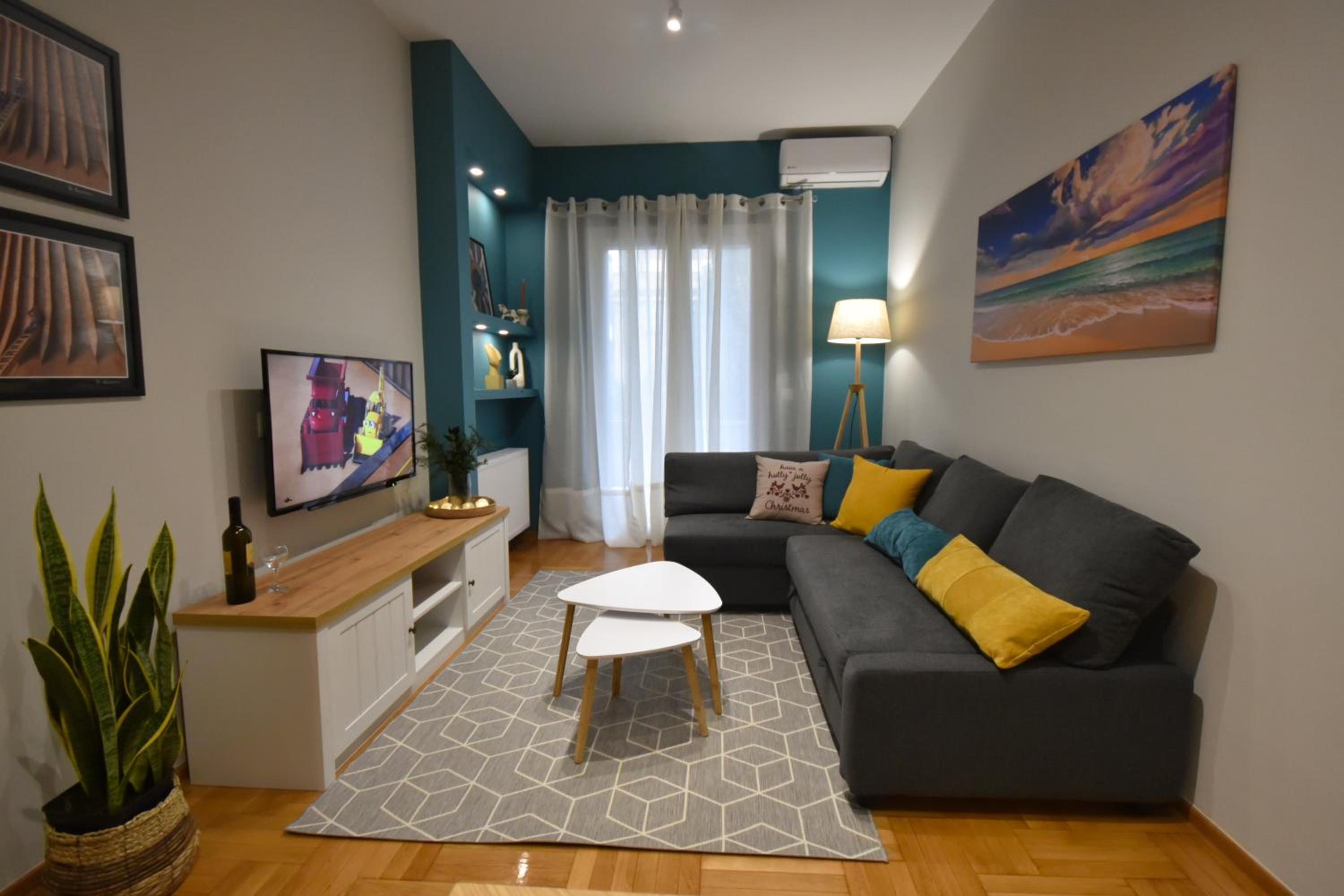 One-Bedroom Apartment