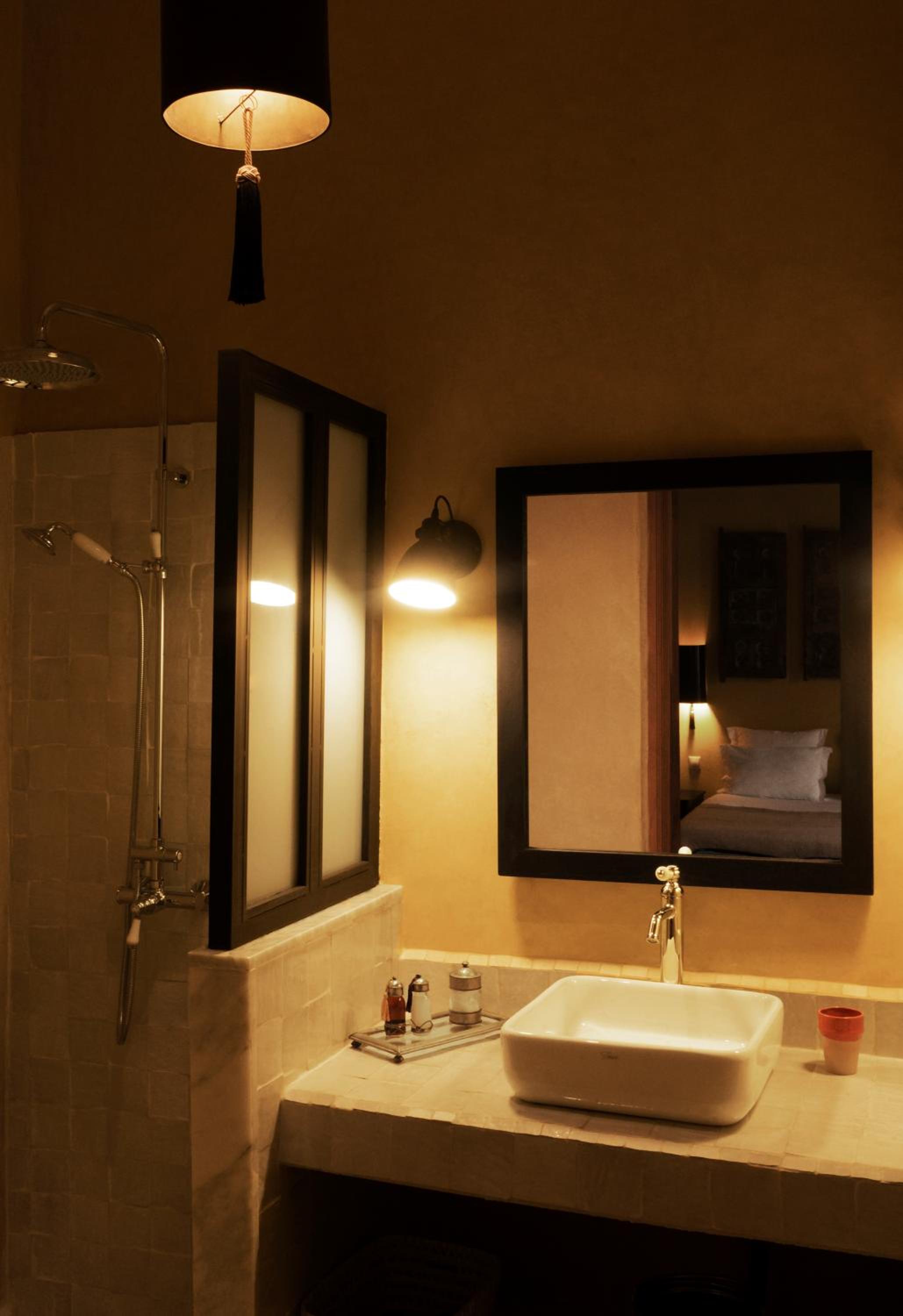 Double Room - Photo 15