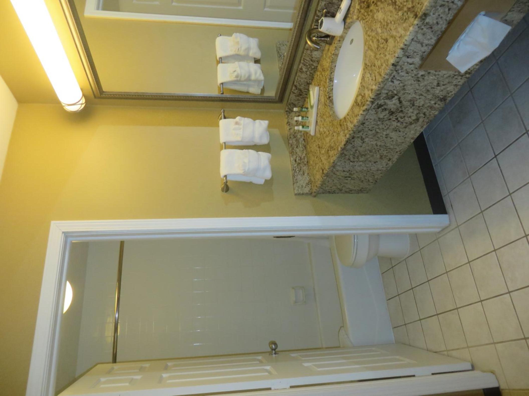 Double Room - Photo 10