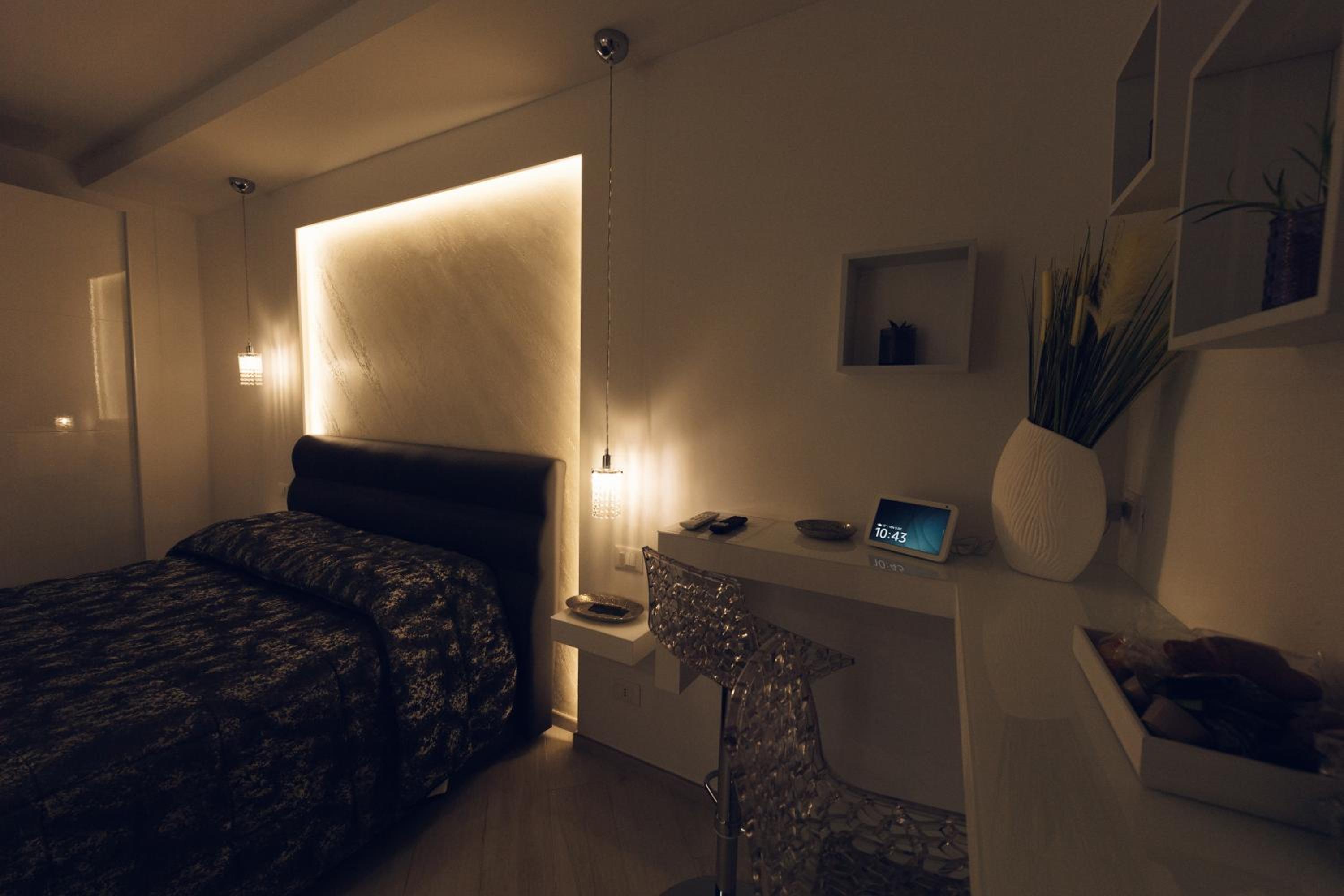 One-Bedroom House photo 1