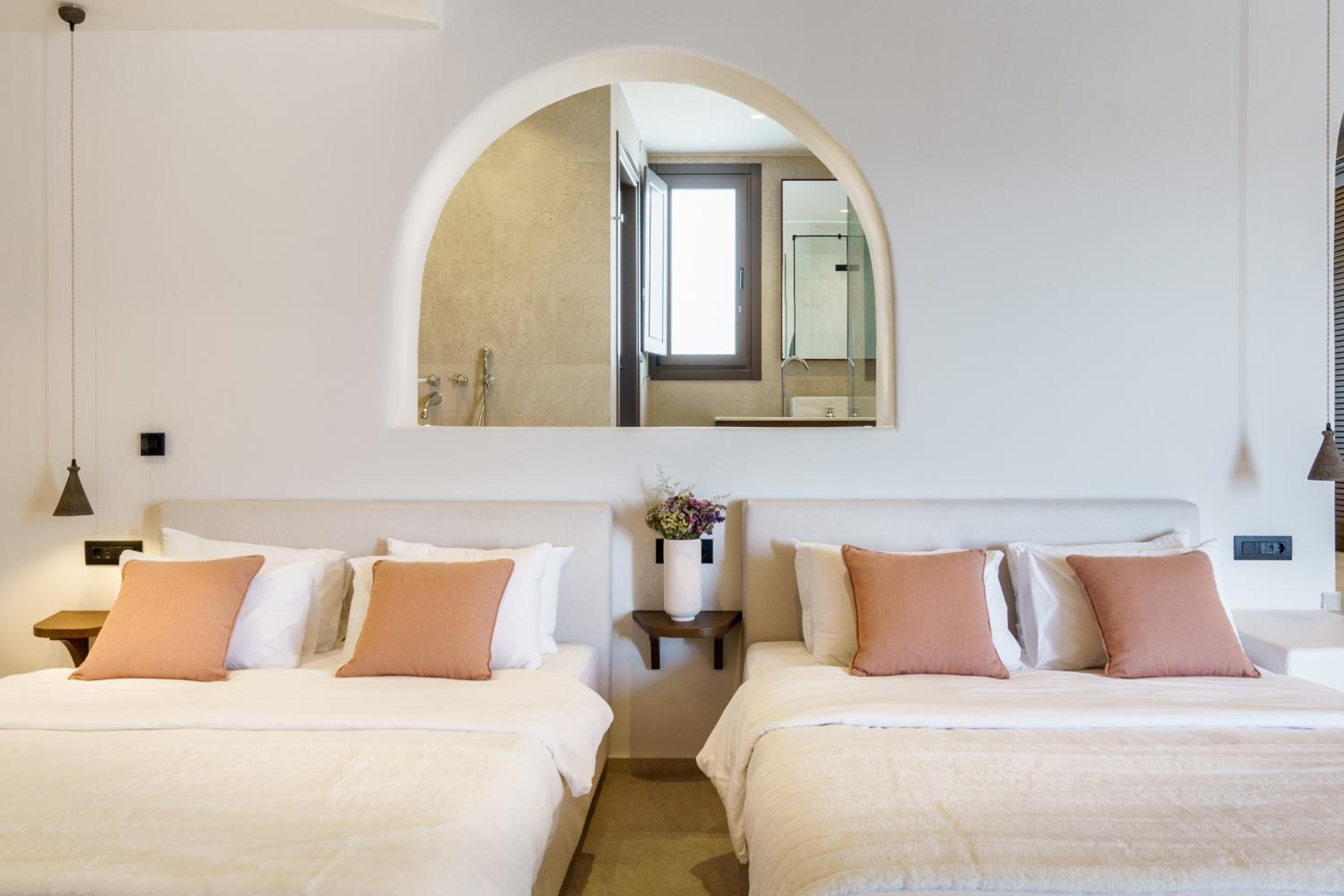 Superior Suite with Sharing Pool - Photo 28