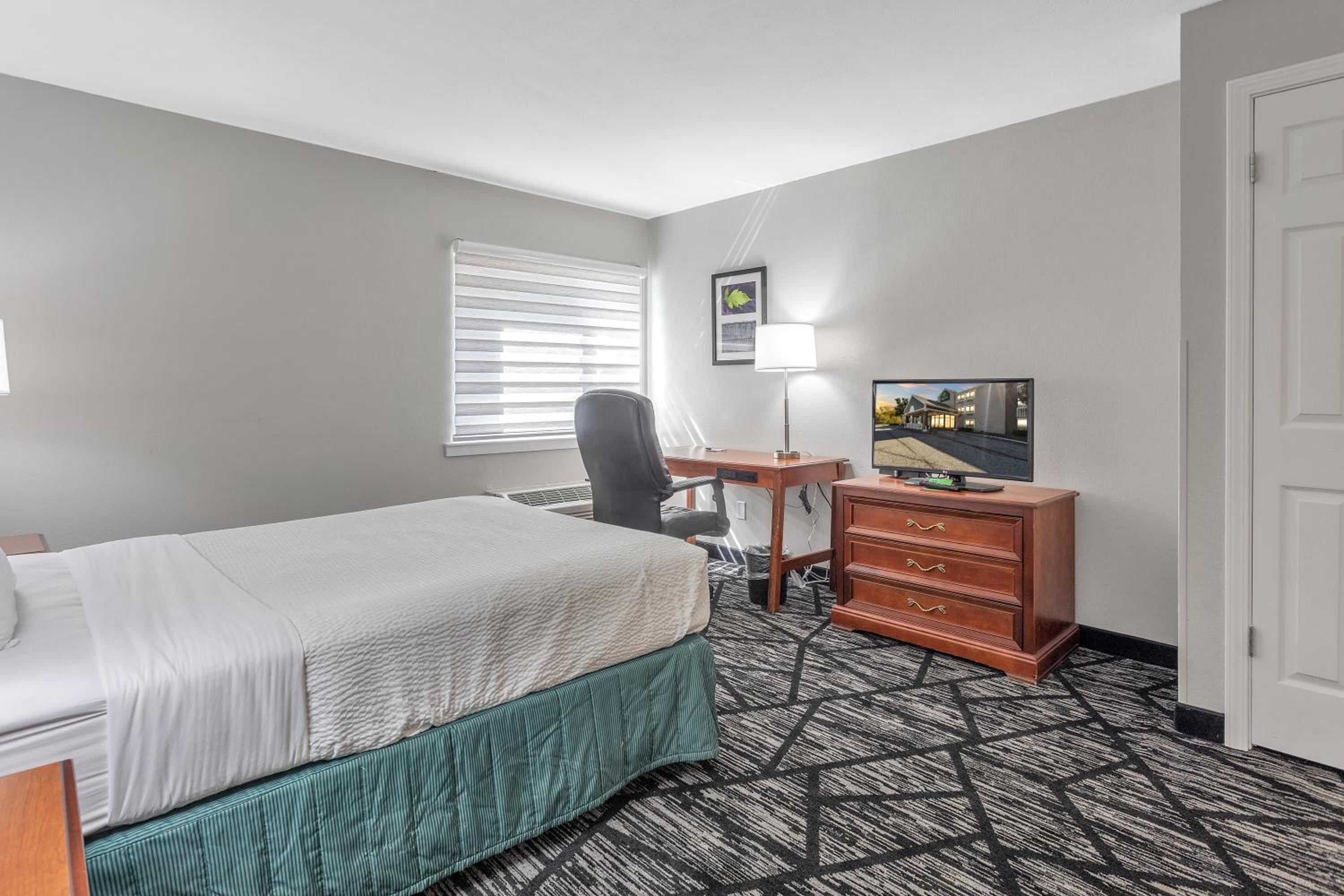 Double Room - Disability Access - Photo 2