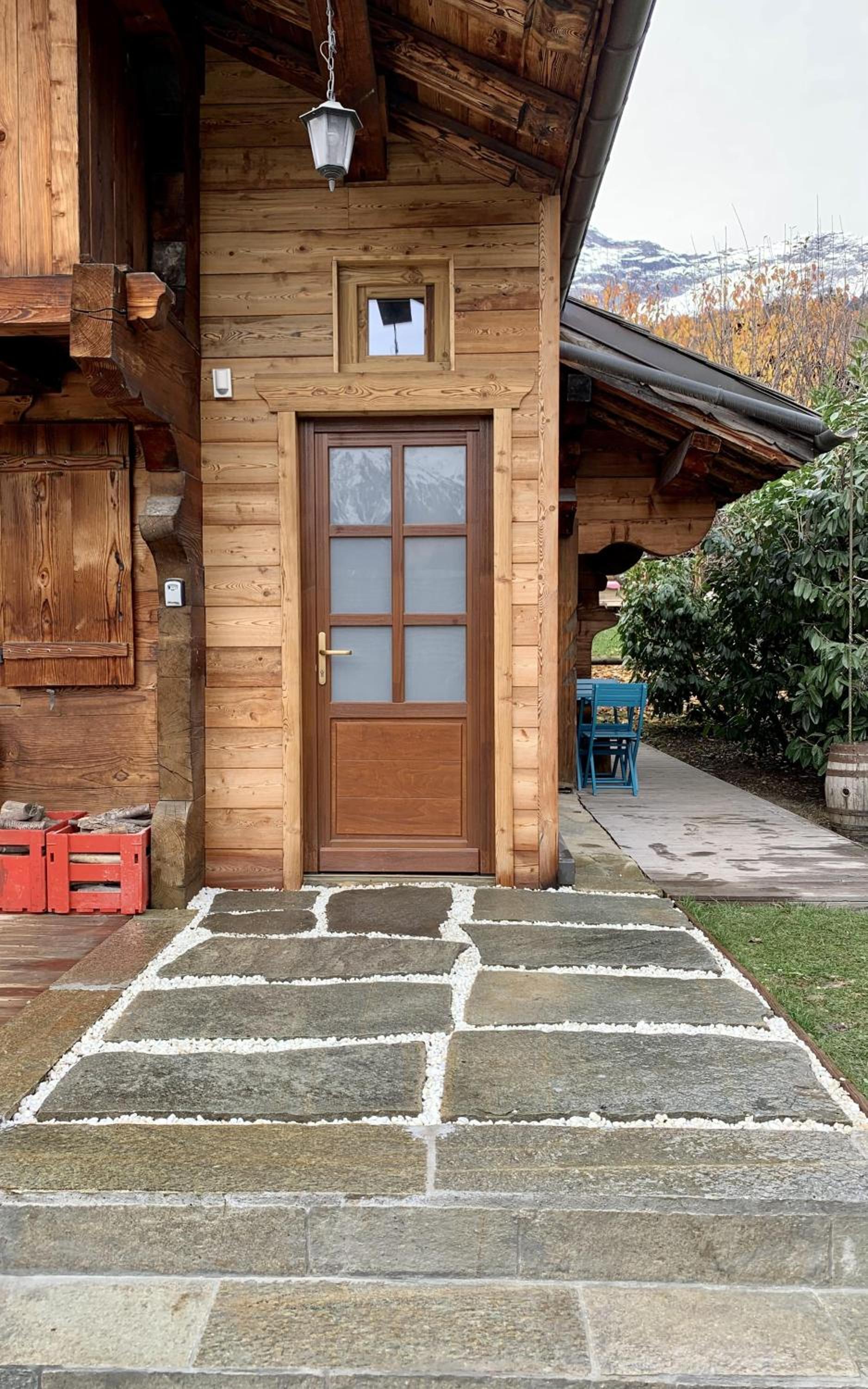 Three-Bedroom Chalet photo 1