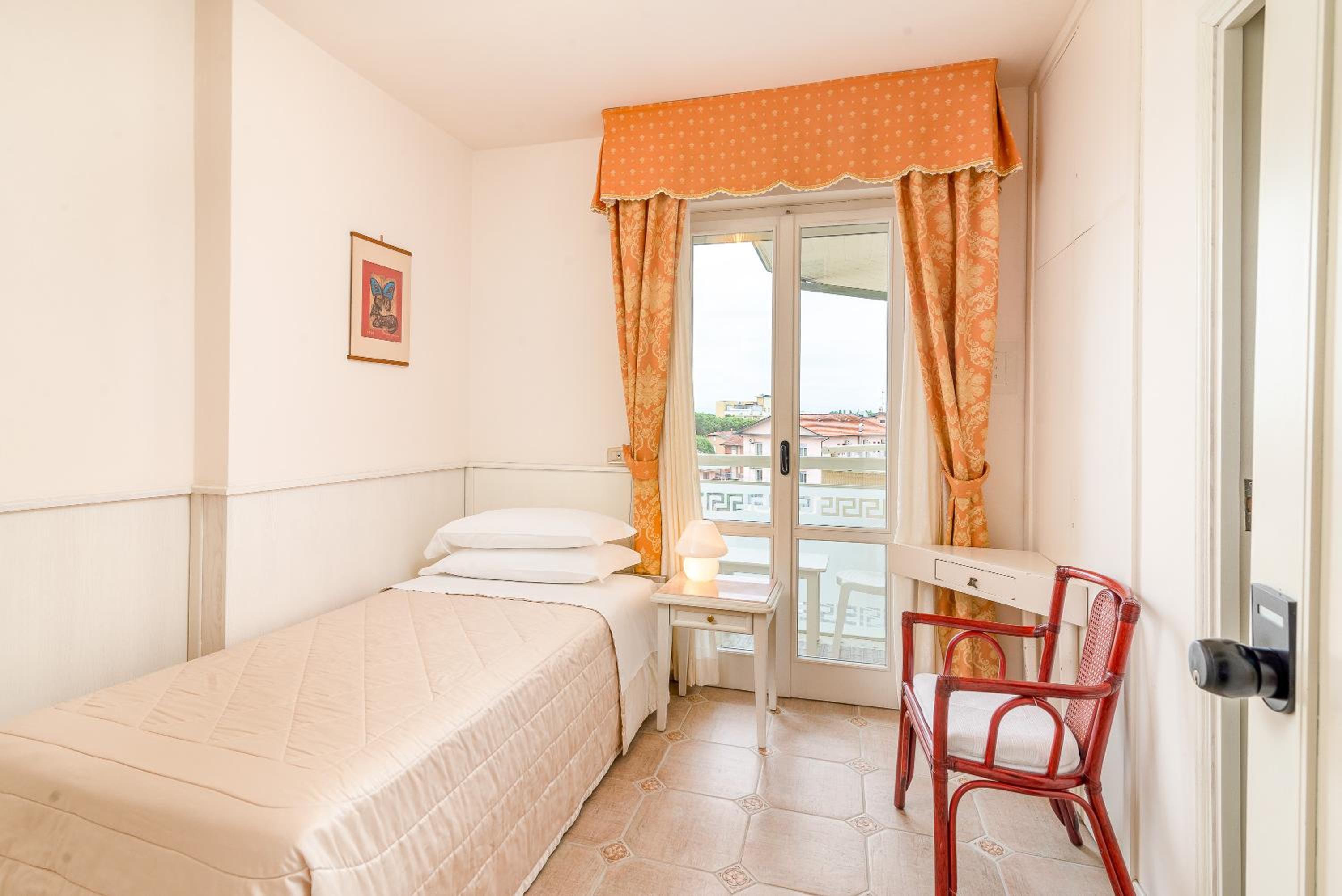 Classic Single Room photo 1